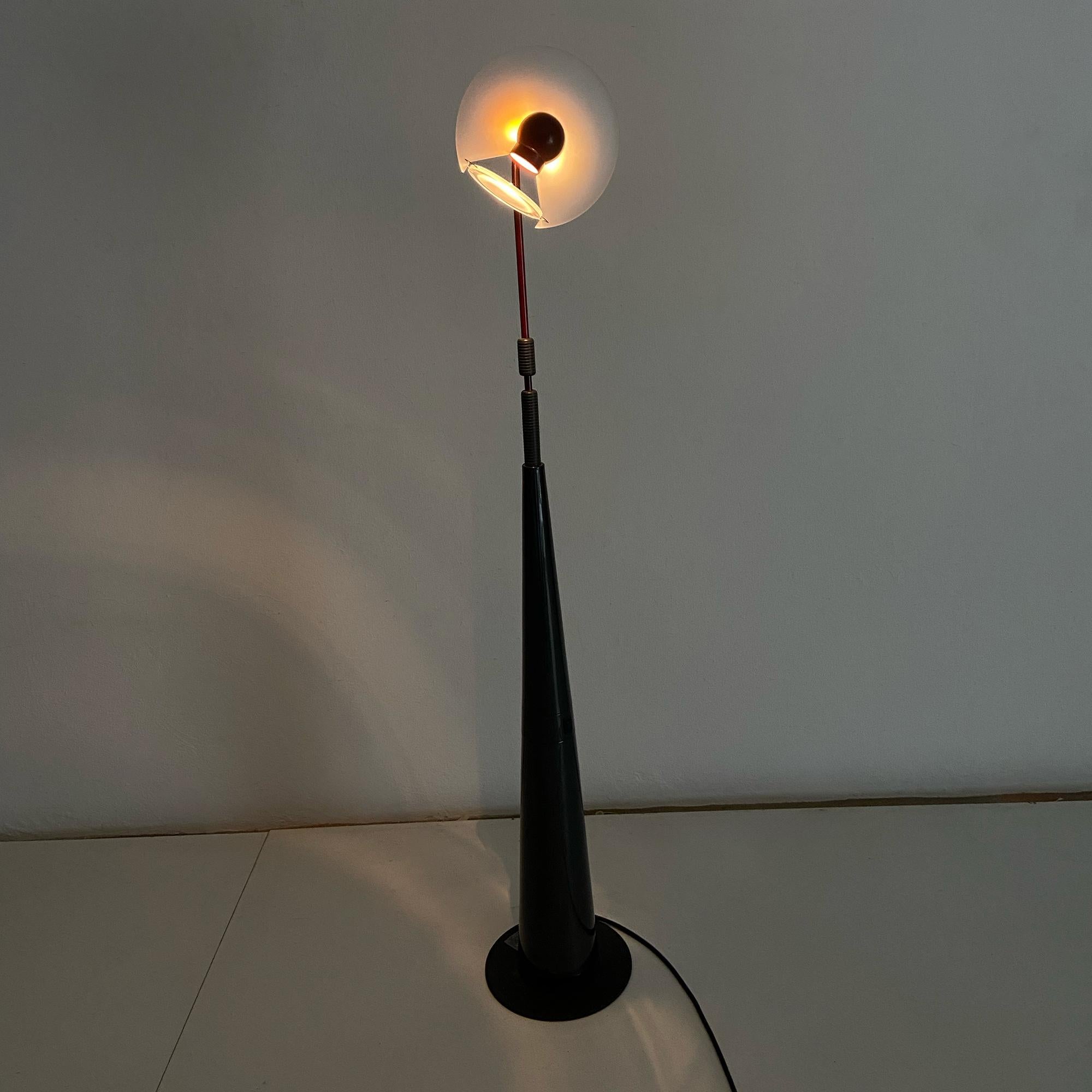 Italian Lampada da terra Club 1195 di Giuseppe Ramella prodotta da Arteluce, 1983. in vendita