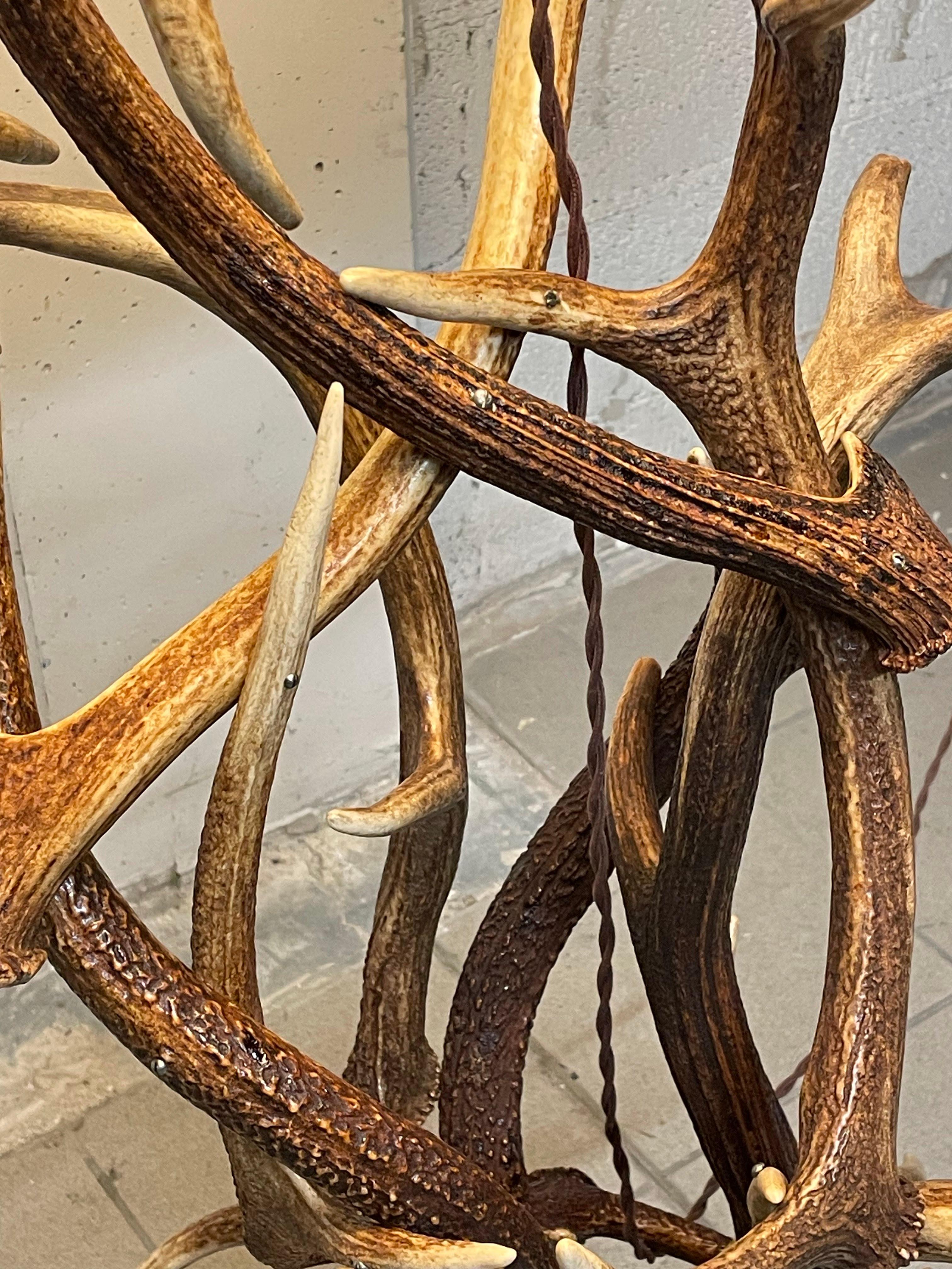 Lampadaire en bois de cerf, 1990 en vente 5