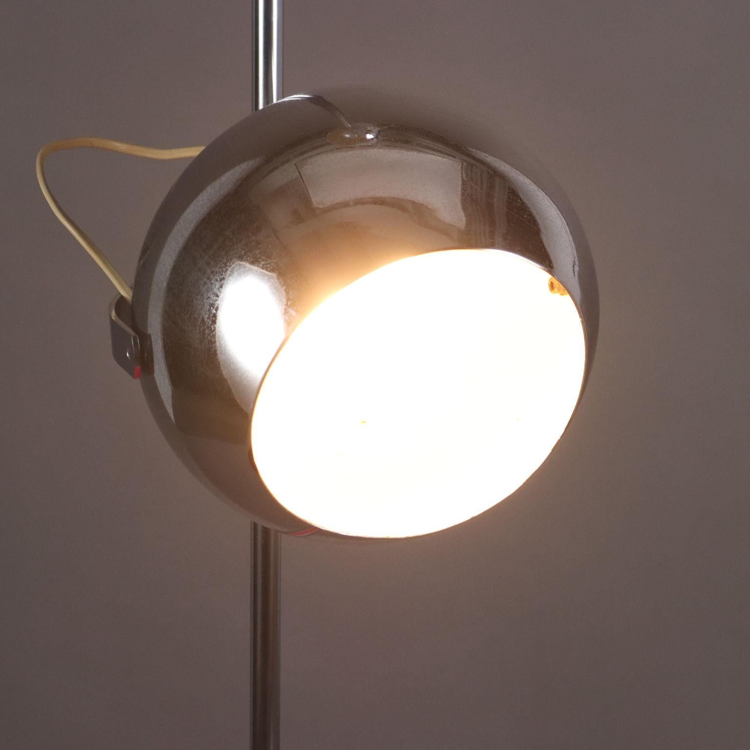 Milieu du XXe siècle Lampadaire avec diffuseurs sphériques 1960s-70s