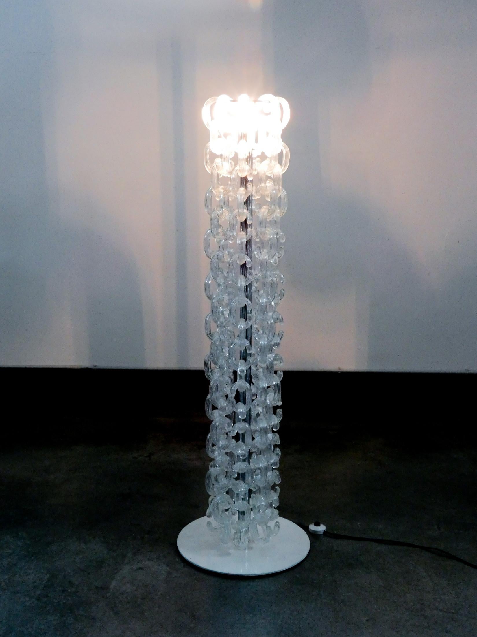 F.lli TOSO design floor lamp, blown glass diffusers. Italy, ca 1970 For