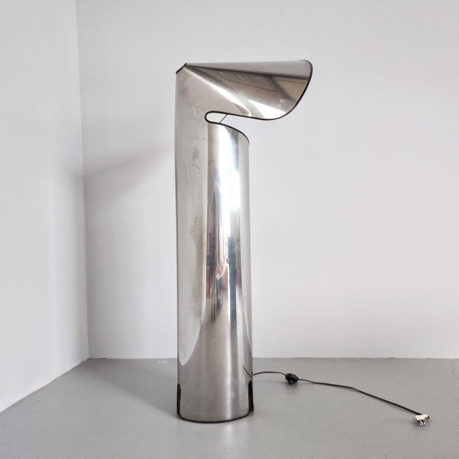 Post-Modern Italian design 1970s floor lamp 