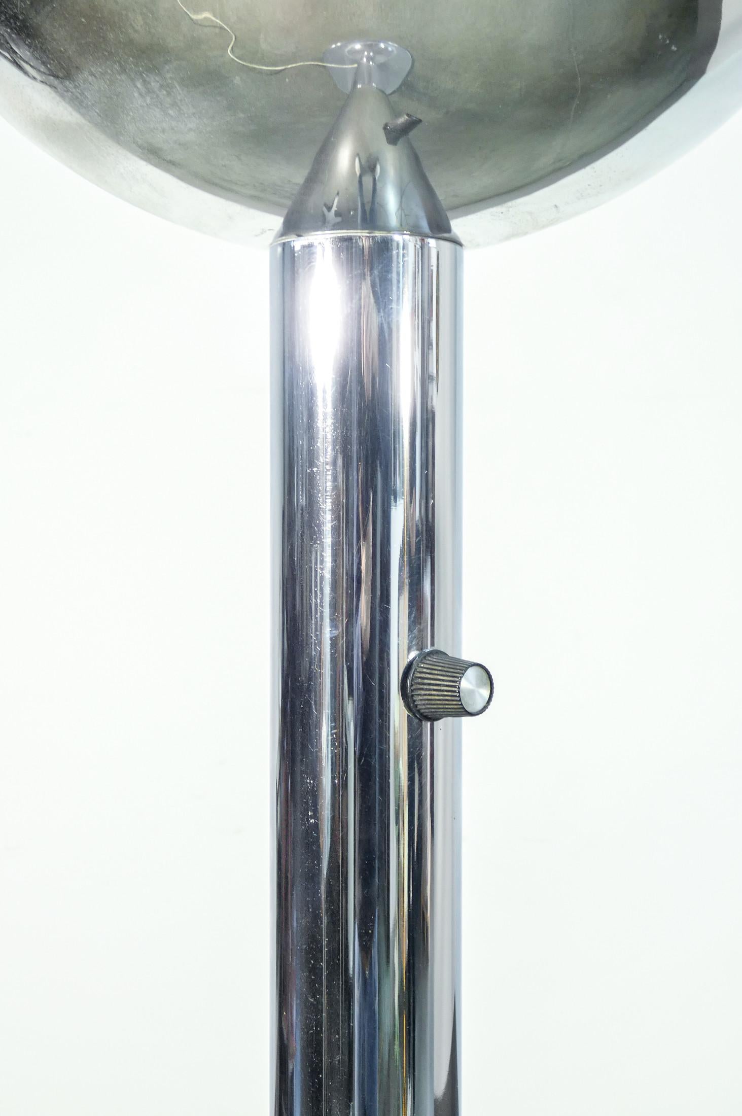 Late 20th Century Lampadaire conçu par Pia GUIDETTI CRIPPA pour LUMI, mod. P428. Italie, années 70 en vente