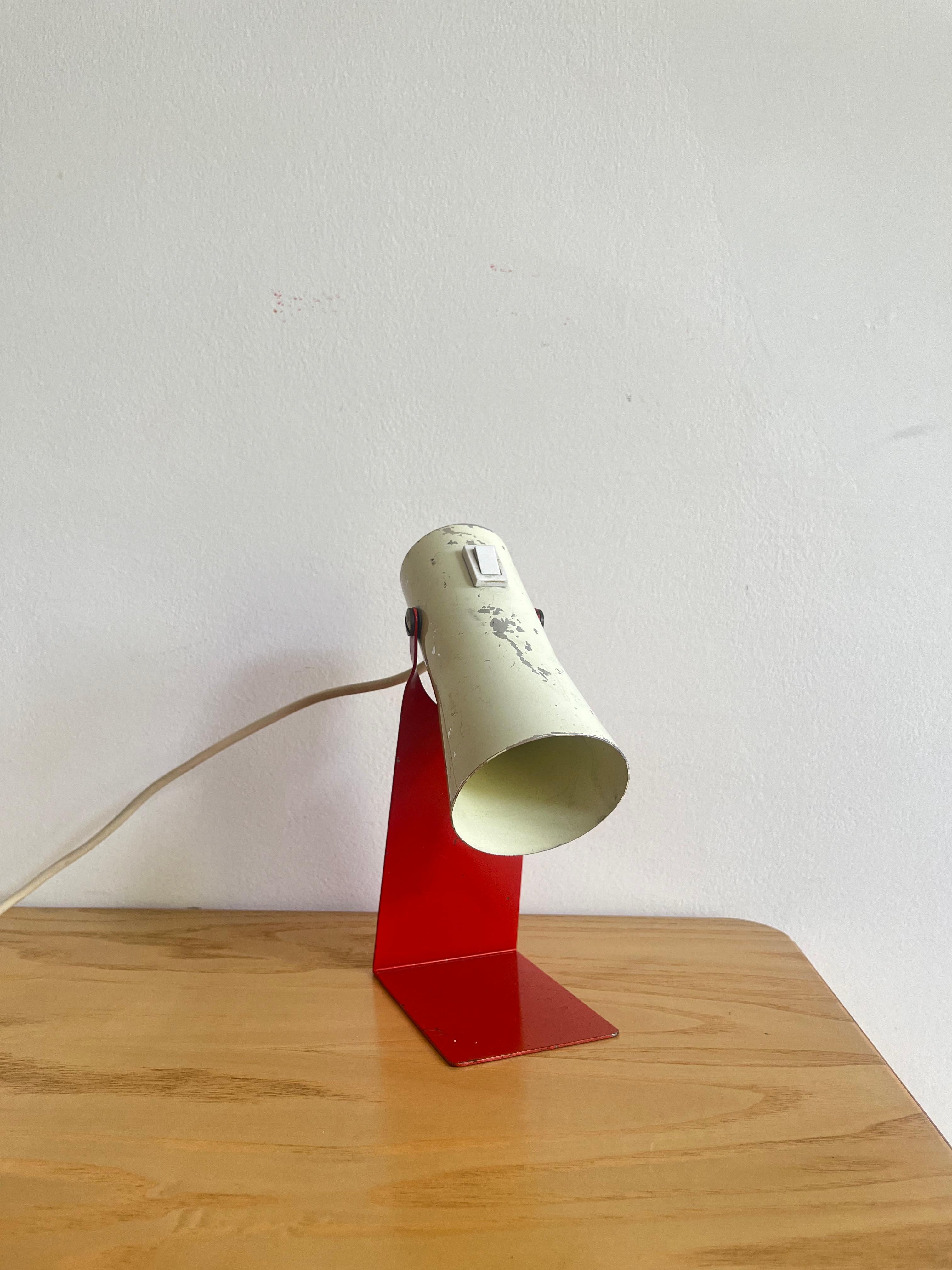 Lacquered Floor lamp designed by Philips studio office 1970-1971  for Philips Paris For Sale