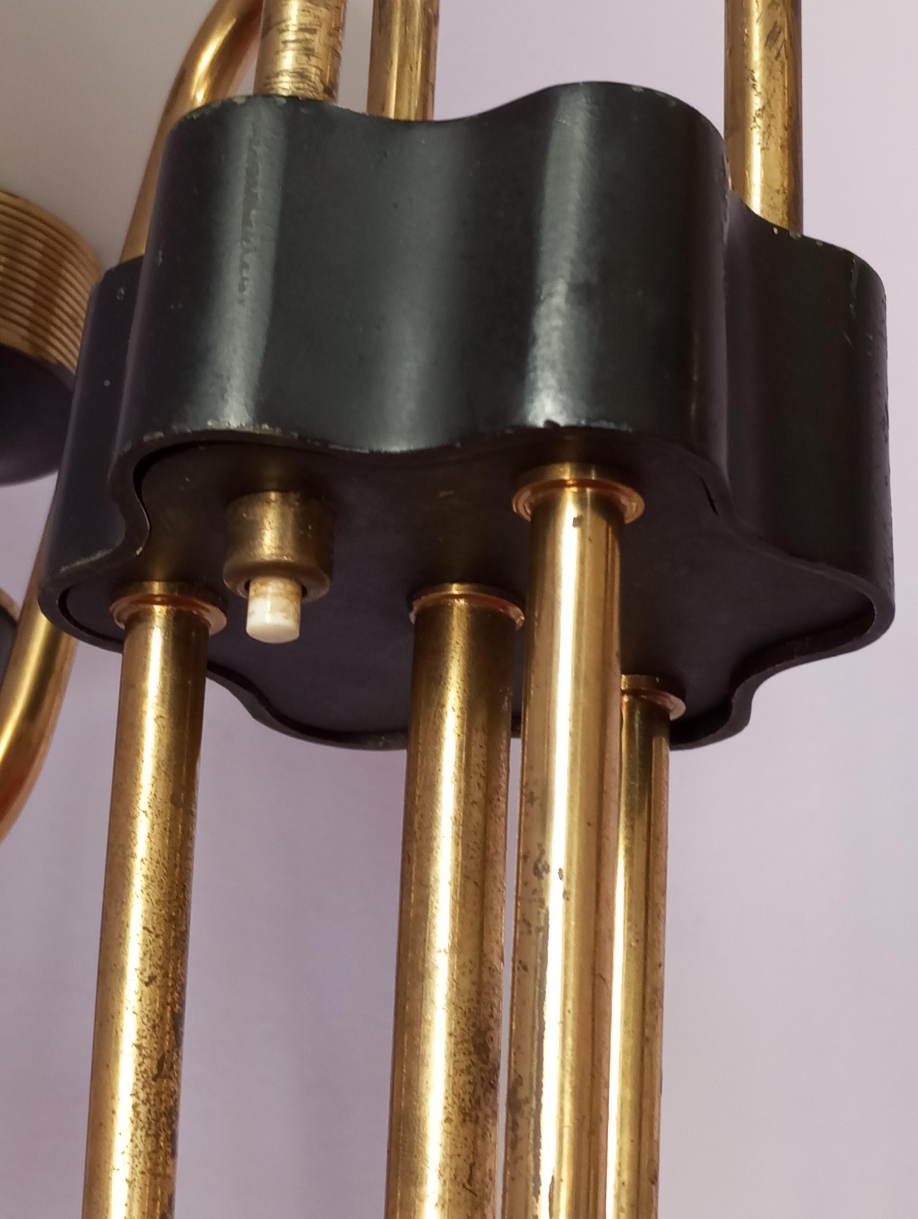 Lampadaire français à trois lumières de Maison Arlus en vente 4