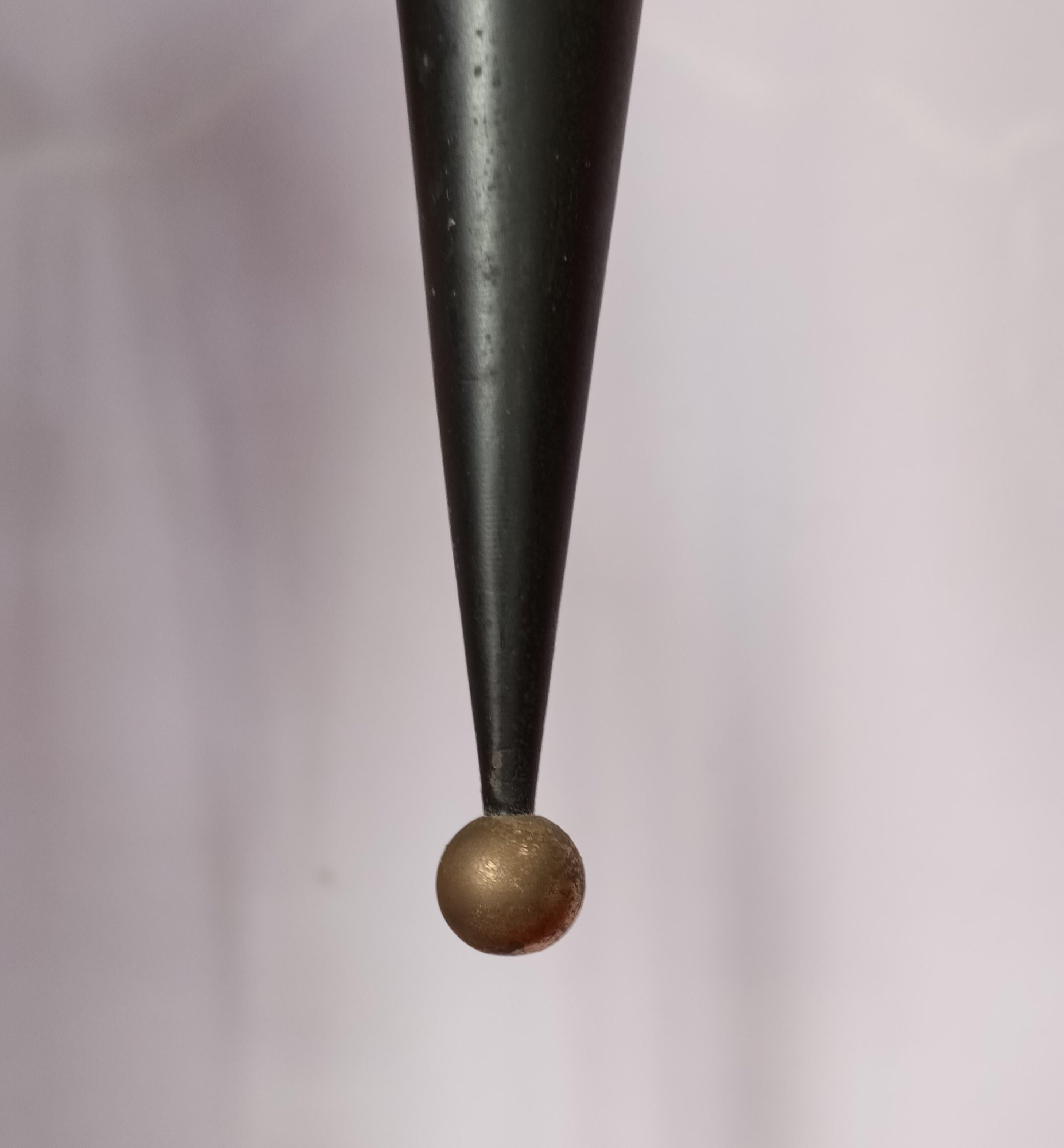 Lampadaire français à trois lumières de Maison Arlus en vente 5