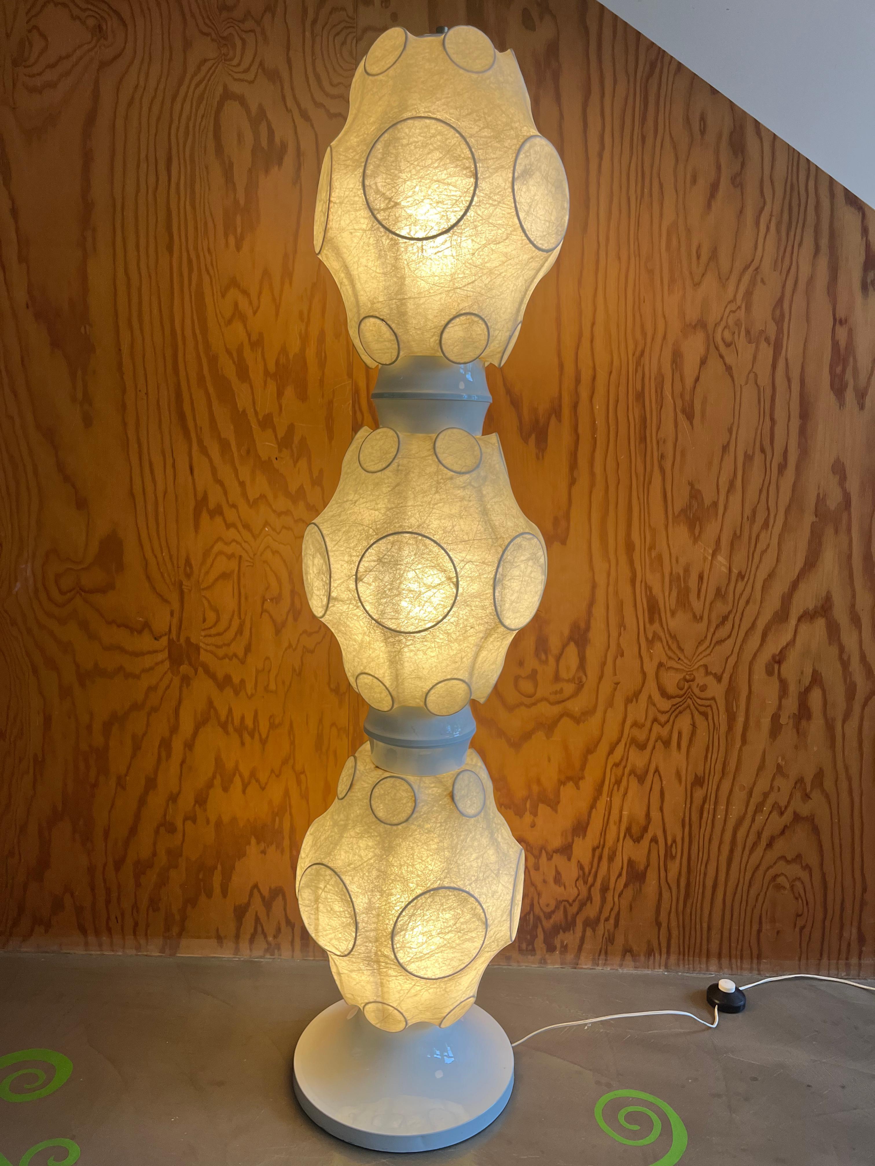 Cocoon floor lamp - attributable to Flos, 1960s' For Sale 3