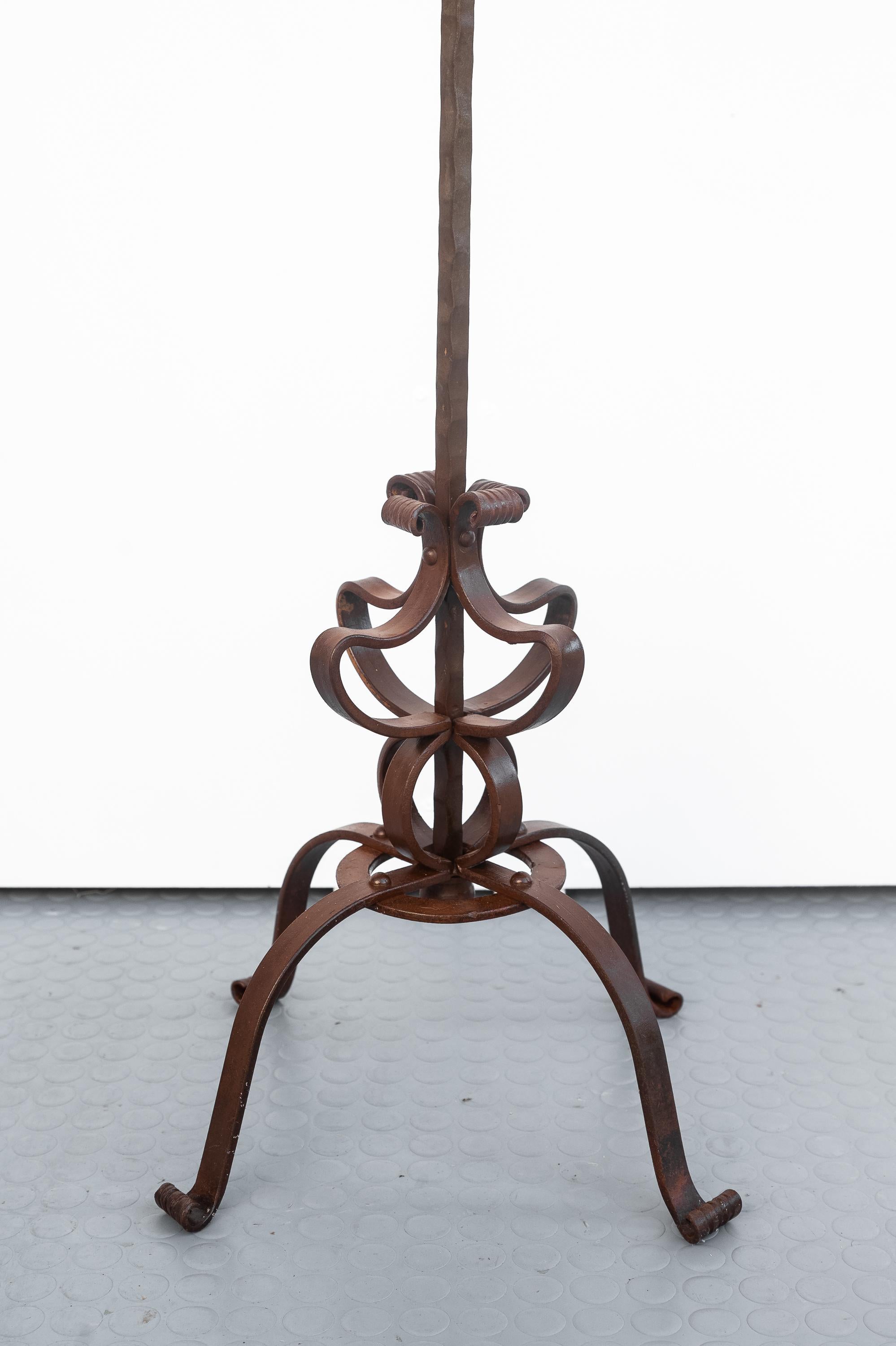 Italian Forged iron floor lamp, early 1900s  For Sale