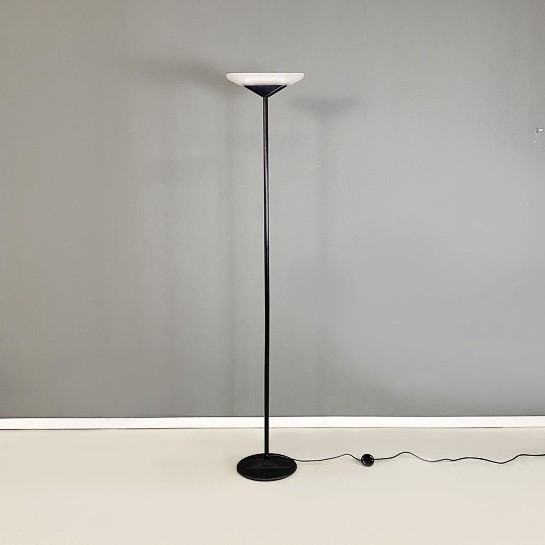 Italian Metal and glass floor lamp by Vincenzo Missanelli for Ladue, c. 1980. For Sale