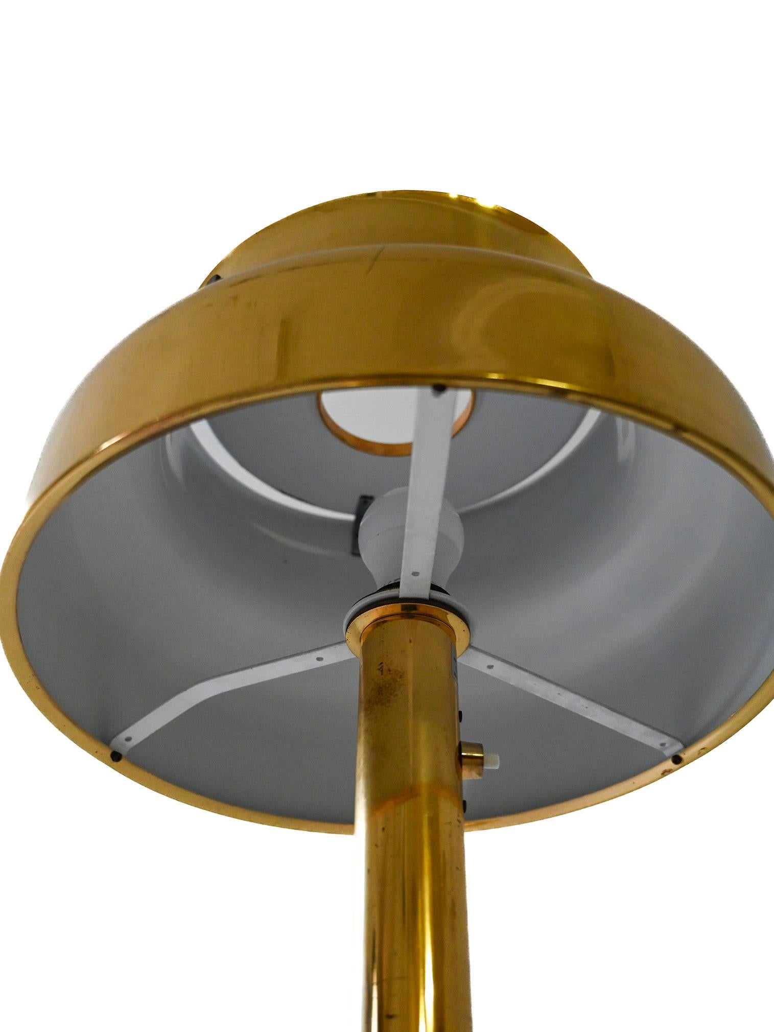 Lampadaire en laiton d'Anders Pehrson en vente 1