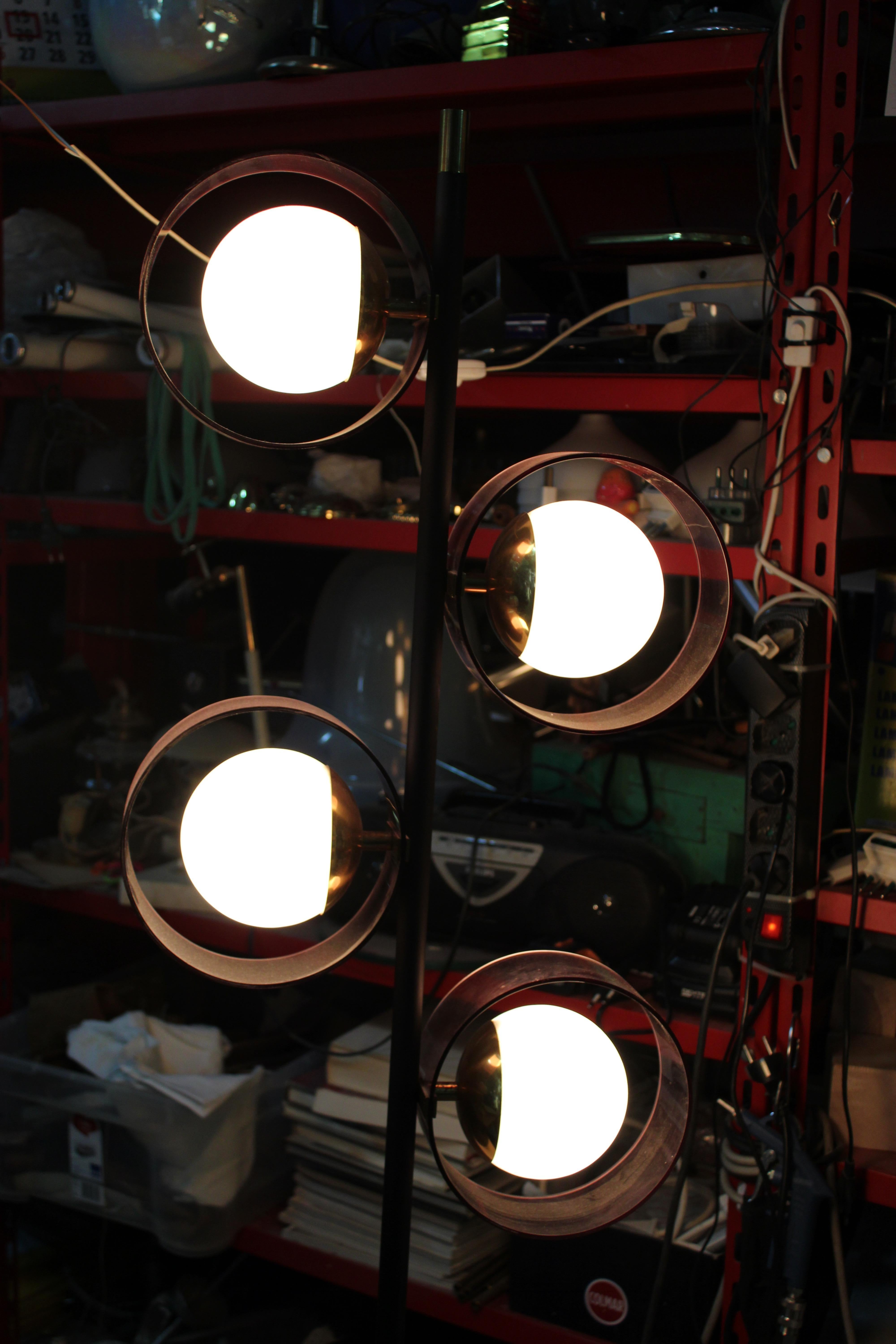 Mid-Century moderno Lampada da Terra in Ottone e marmo Stilux Milano Italia 1950 in vendita