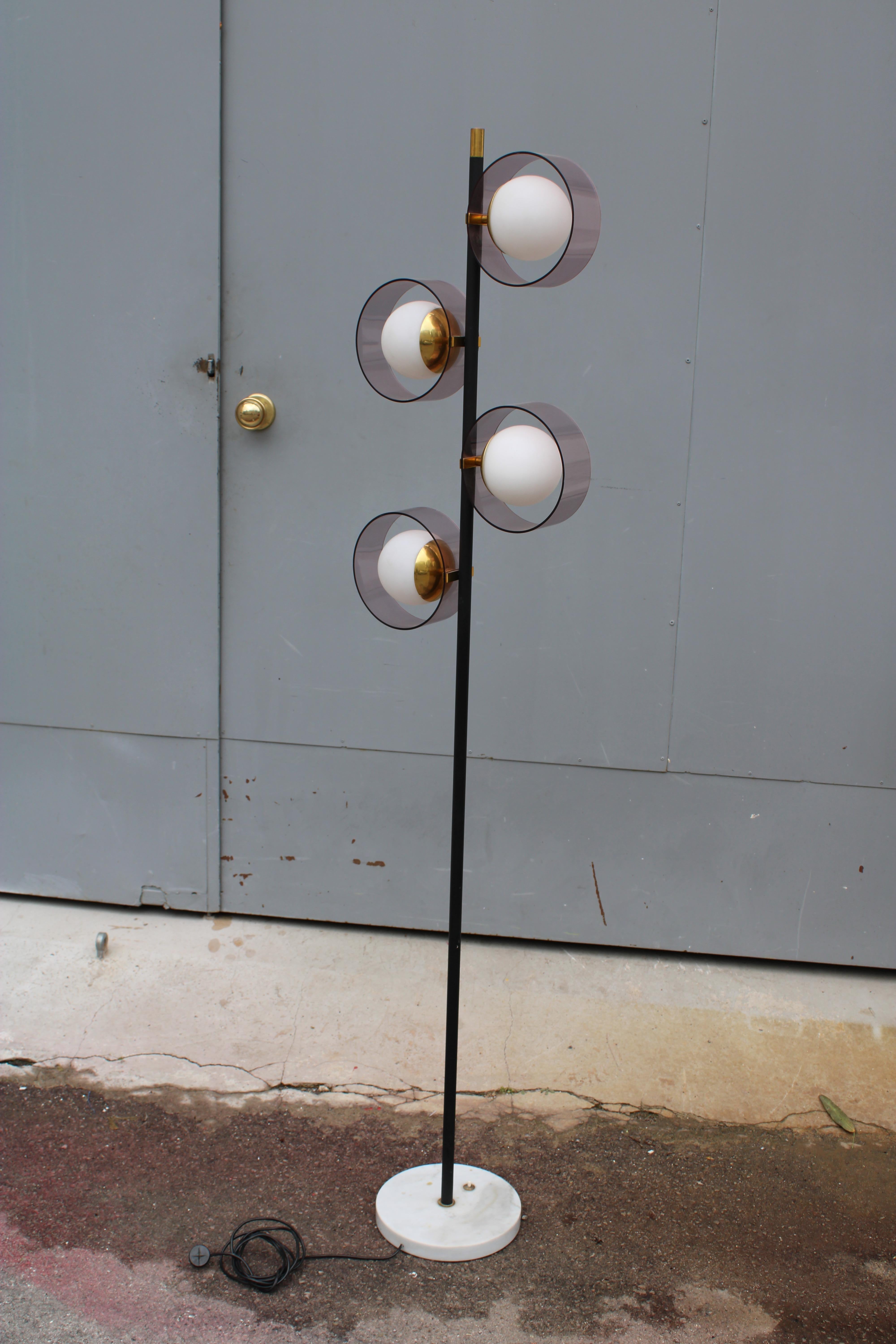 Lampada da Terra in Ottone e marmo Stilux Milano Italia 1950 In condizioni buone in vendita a Palermo, Sicily
