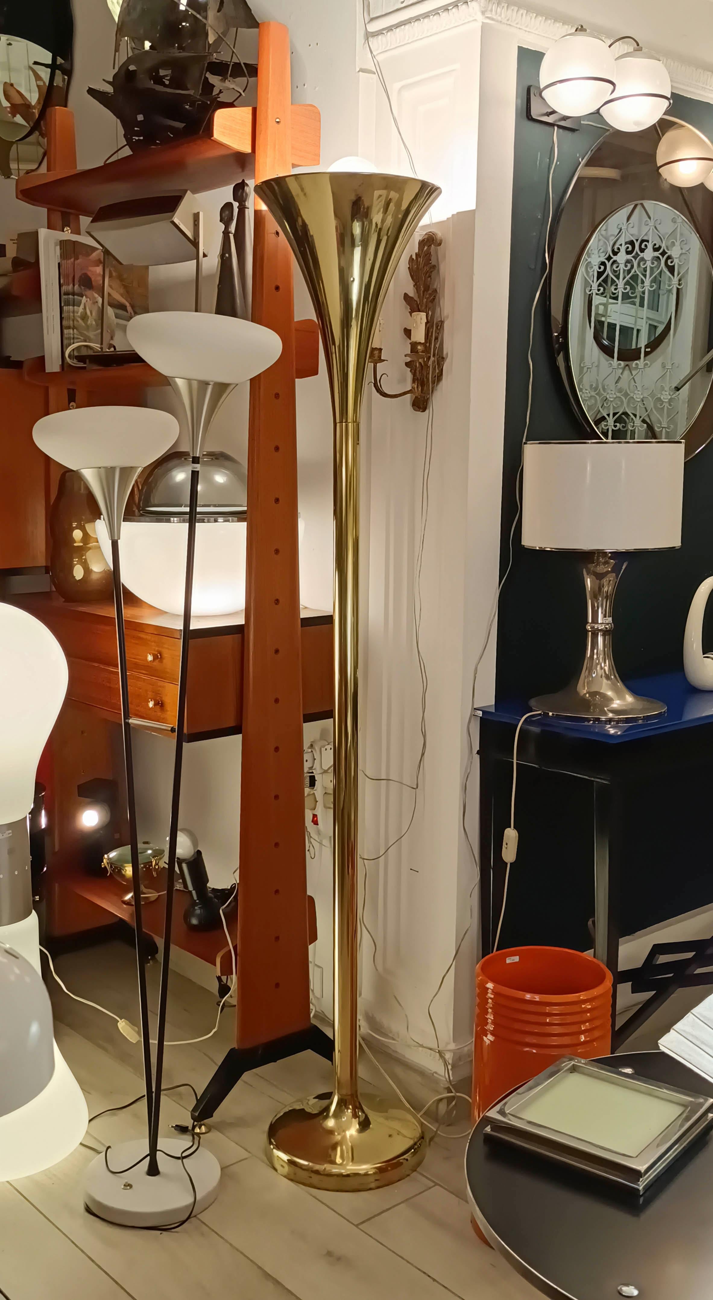 Mid-20th Century Luminator Brass Floor Lamp, Italy 1950s For Sale