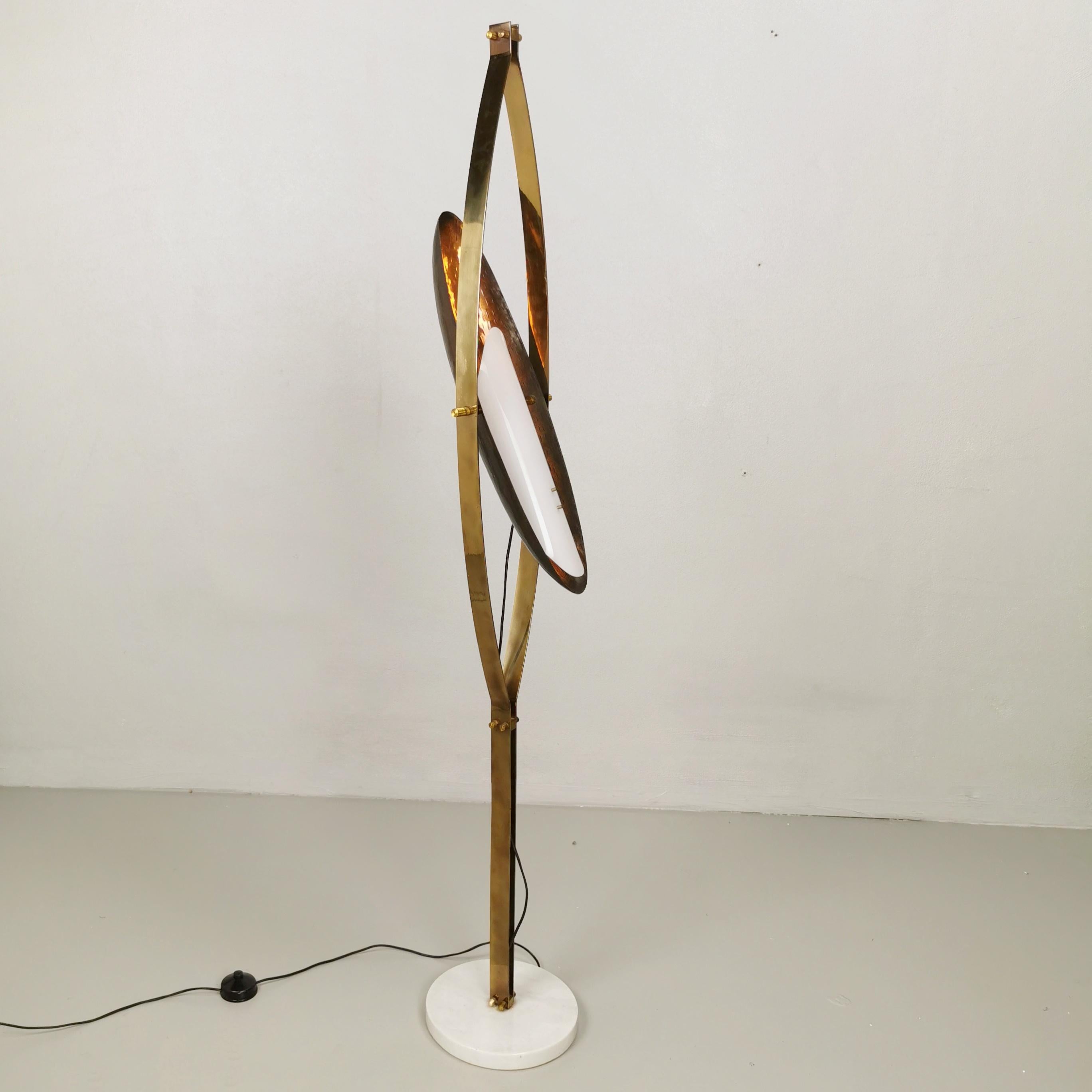 Reggiani Copper and Brass Floor Lamp 1960s For Sale 2