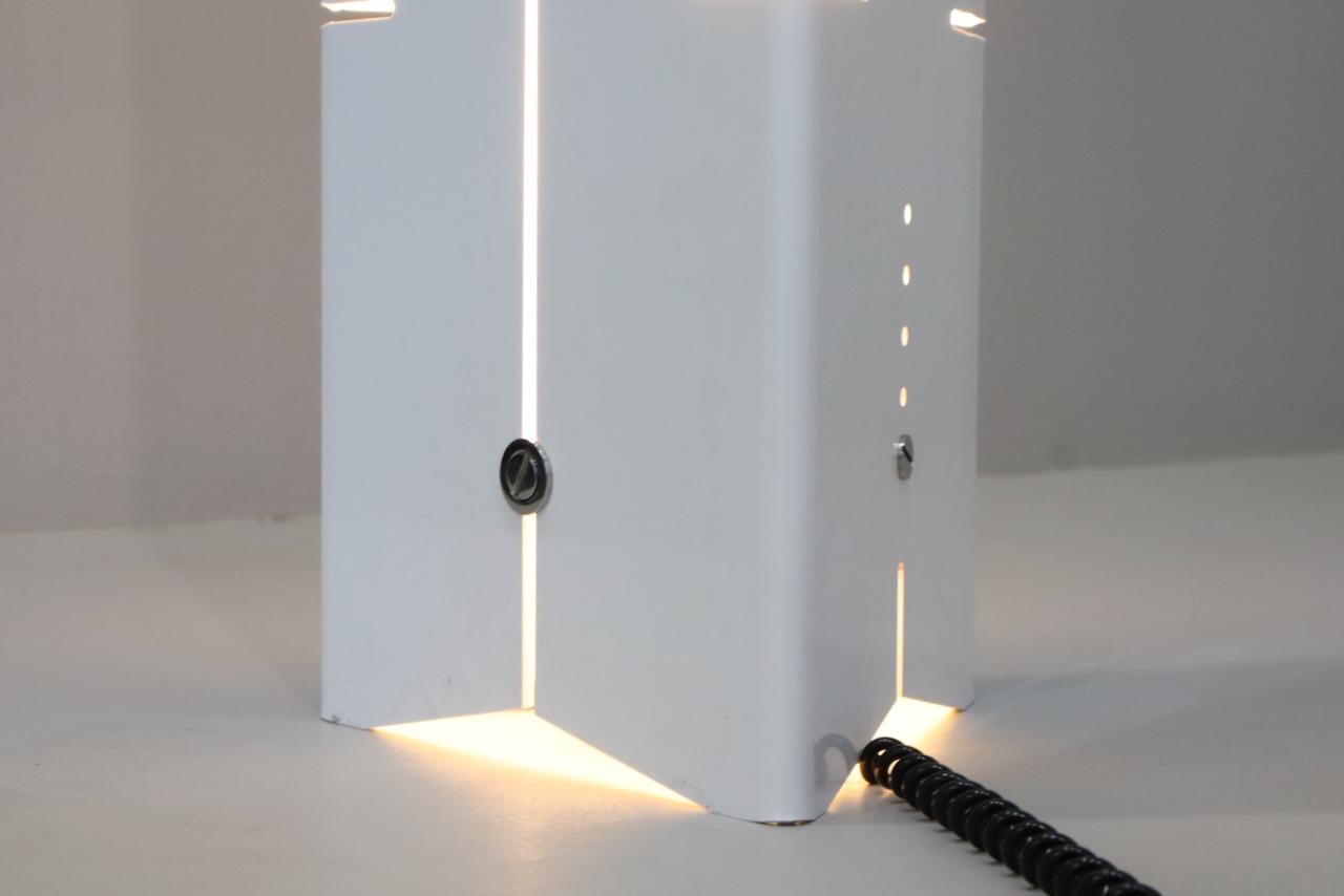 Lampada da terra Lorenzo Carmellini & Enrico Tronconi 'I Personaggi' in Bianco im Angebot 7