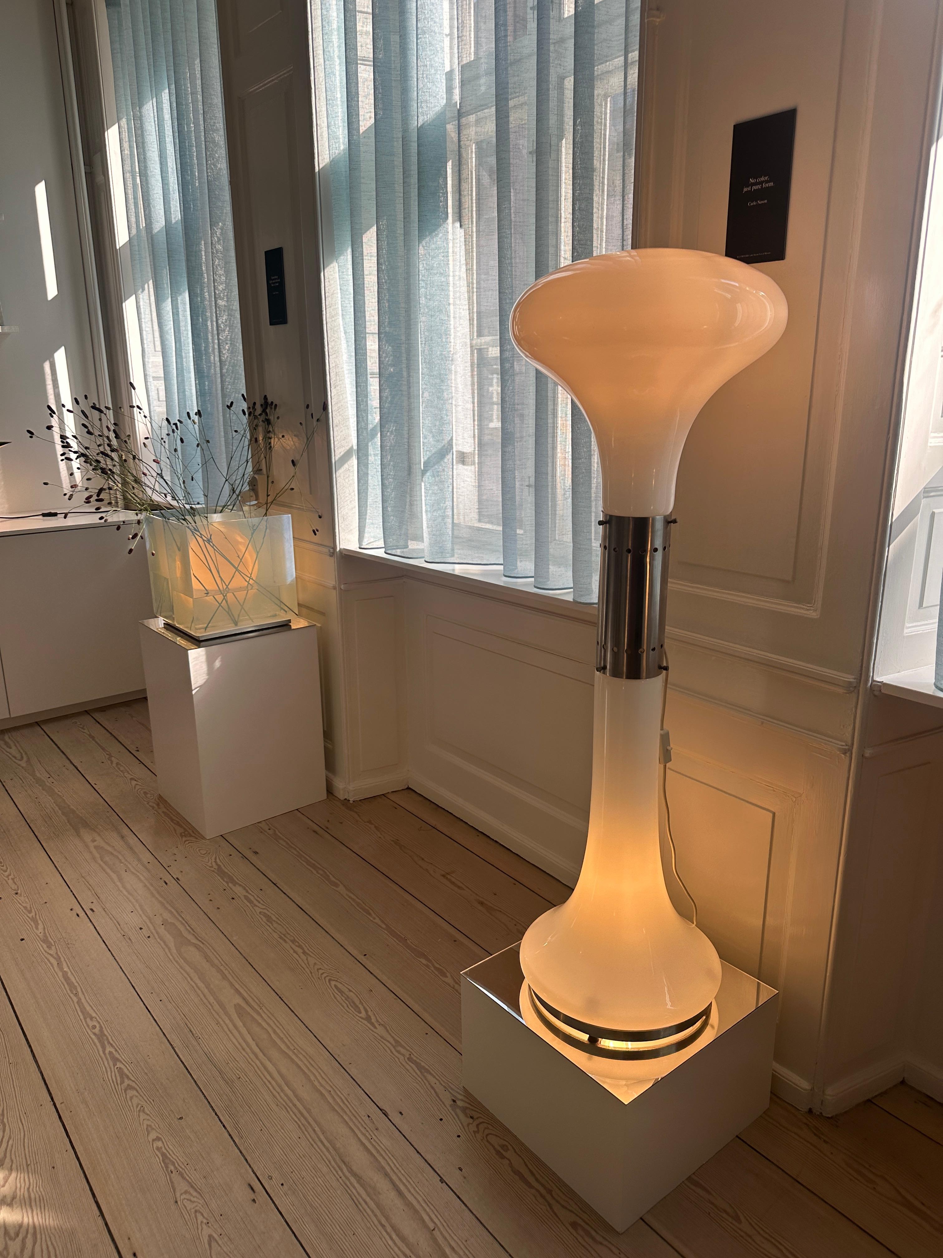 Lampada da terra LT 220 in vetro di Murano, design di Carlo Nason per Mazzega in vendita 2
