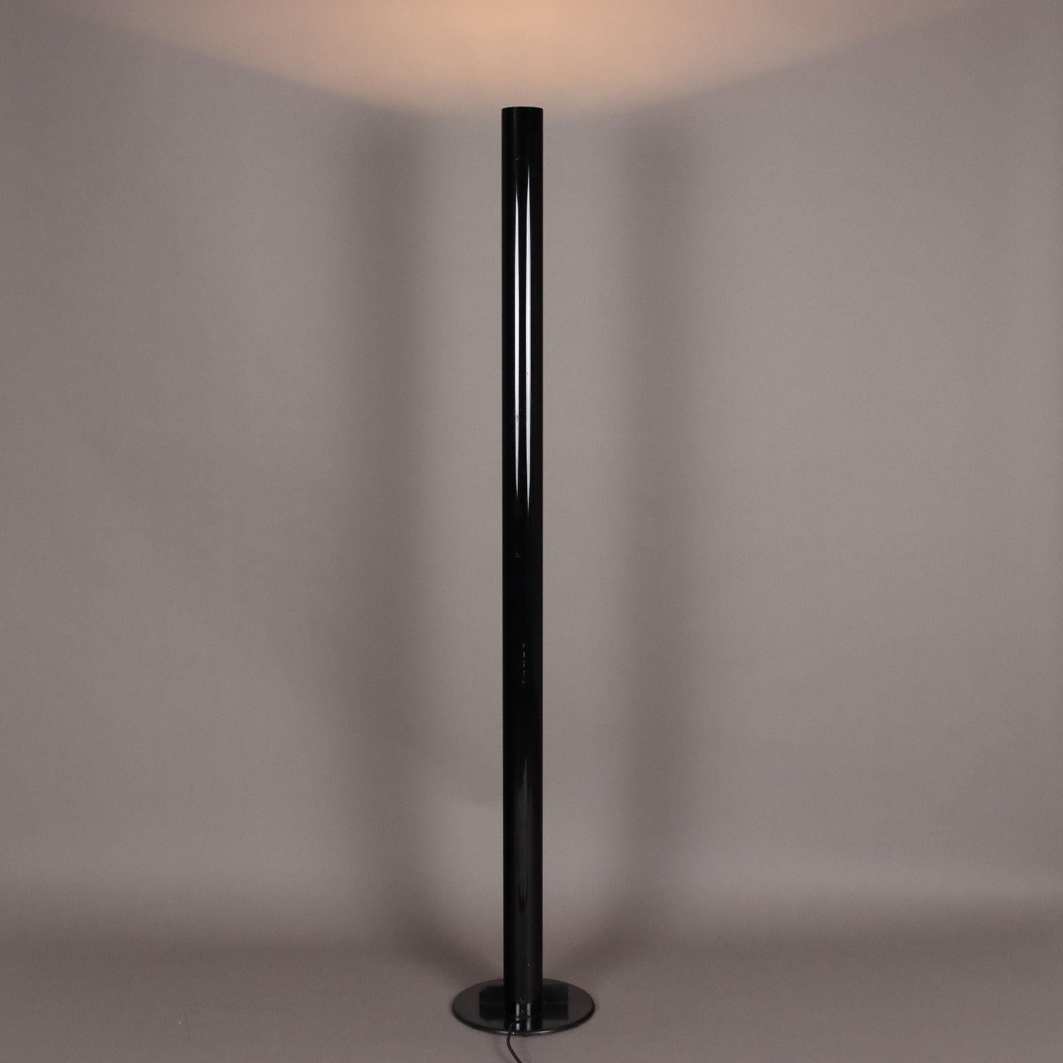 Late 20th Century Lampada da terra Megaron di Gianfranco Frattini  per Artemide Anni 80 in vendita