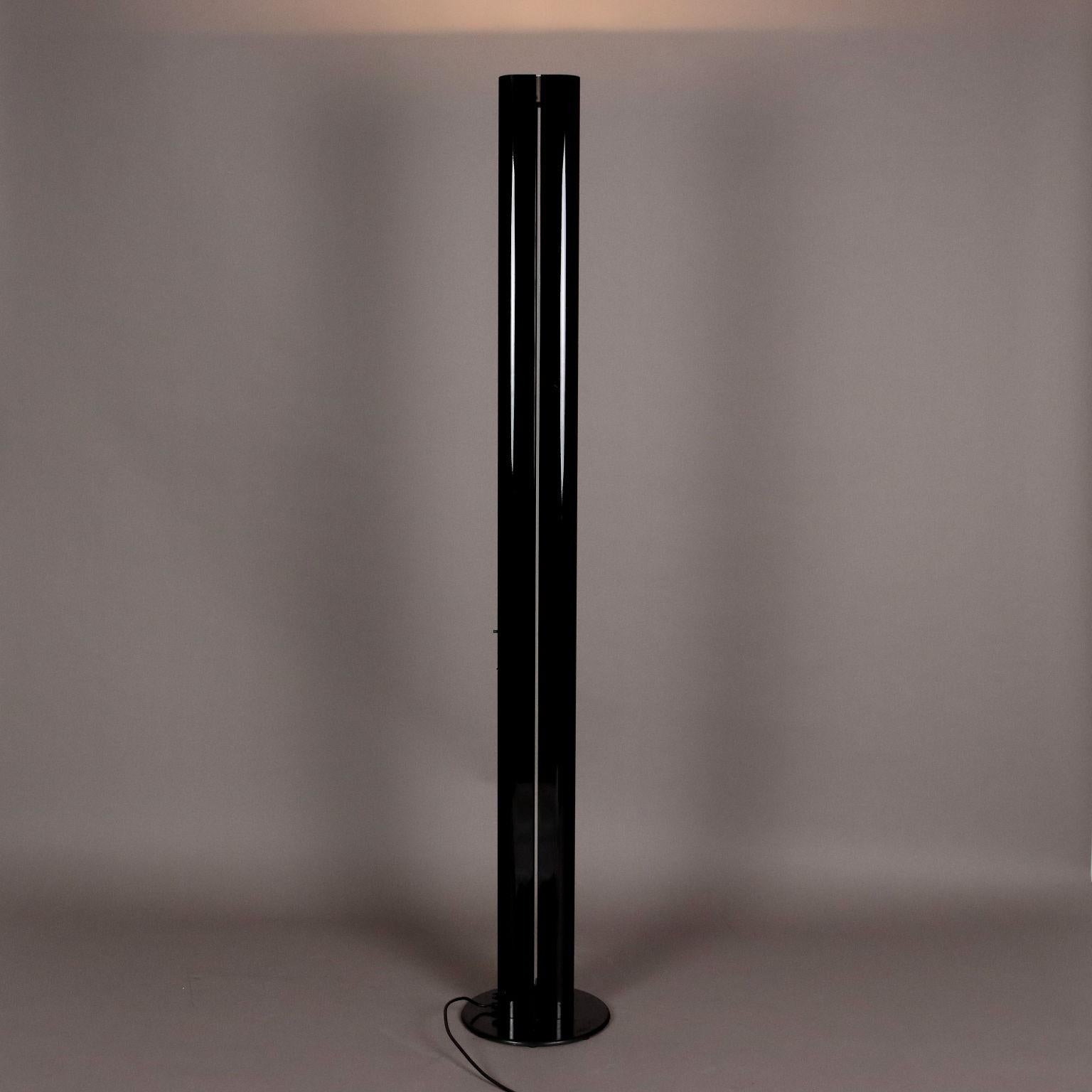 Metallo Lampada da terra Megaron di Gianfranco Frattini  per Artemide Anni 80 in vendita