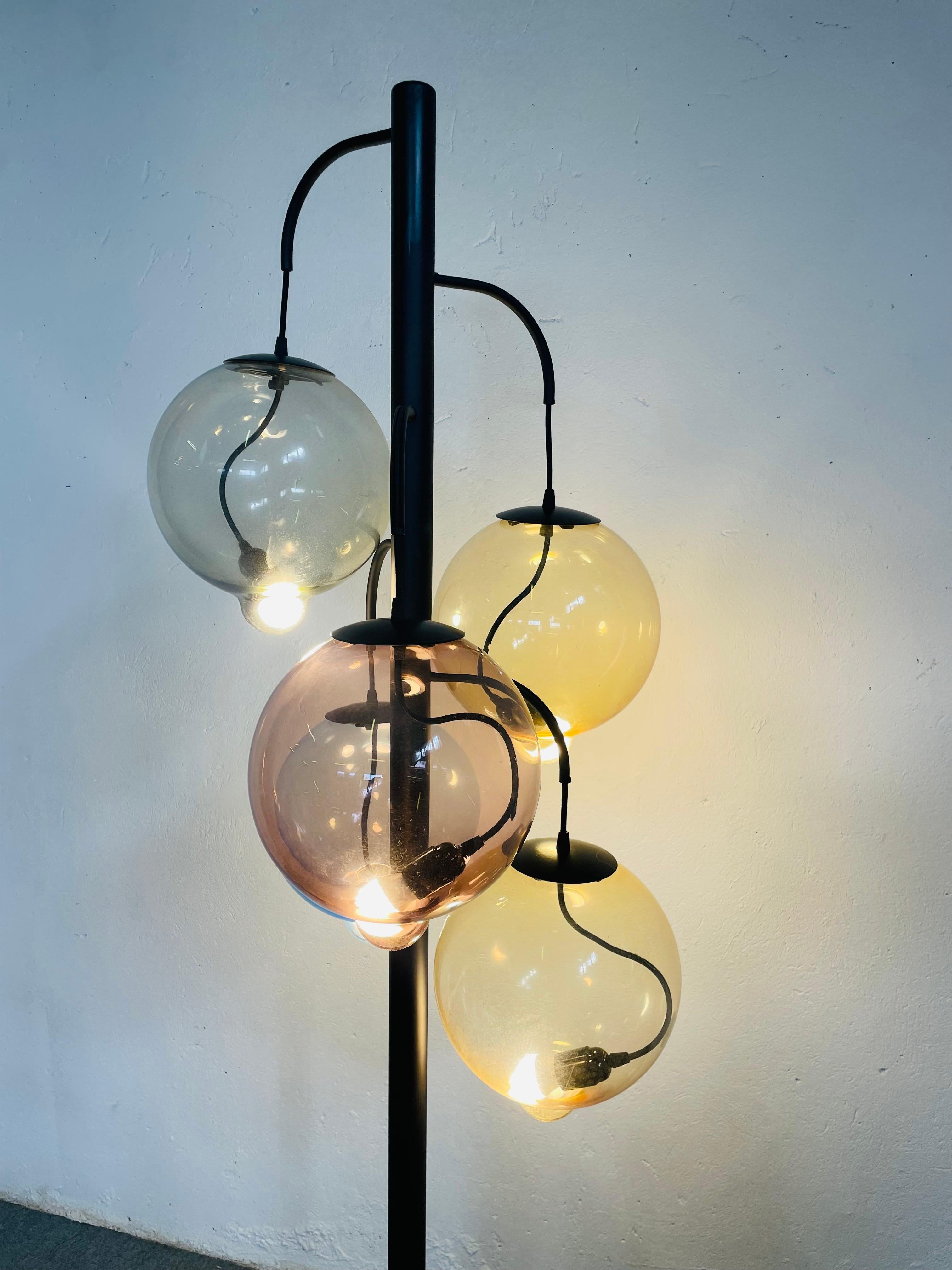 Lampada da terra Meltdown, produzione Cappellini, designer Johan Lindstén For Sale 2