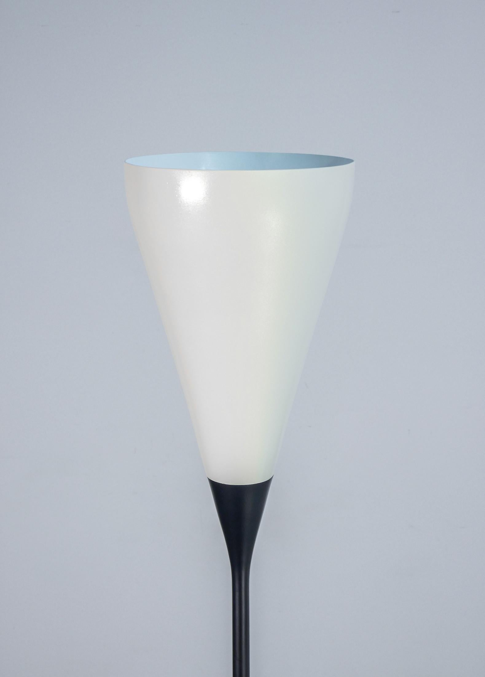 Mid-20th Century Lampada da terra mod. 1051/M, design Gino SARFATTI per ARTELUCE. Italia, Anni 50 in vendita