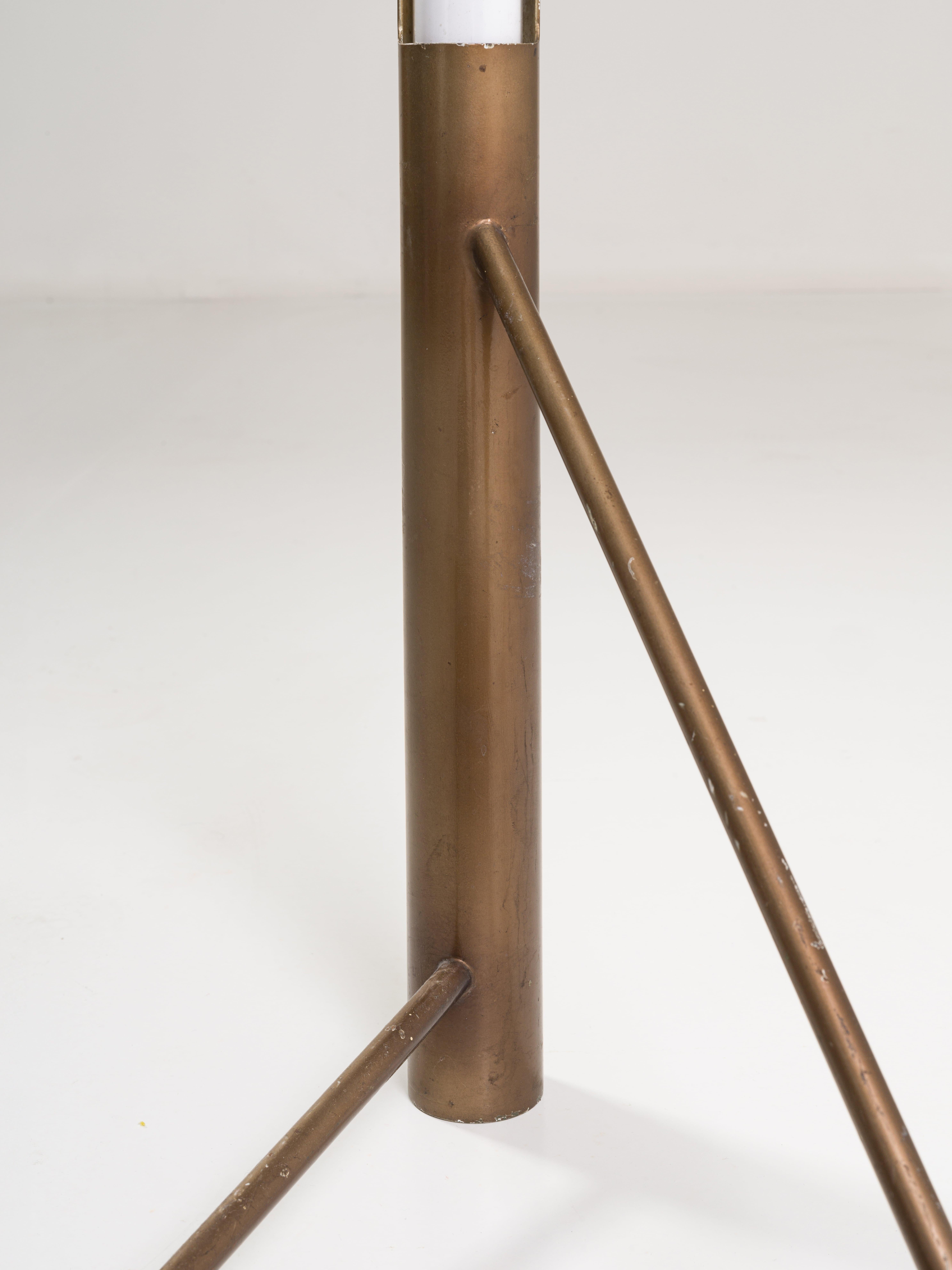 Mid-20th Century Floor lamp mod 1063 by Gino Sarfatti for Arteluce, Italy 50's For Sale