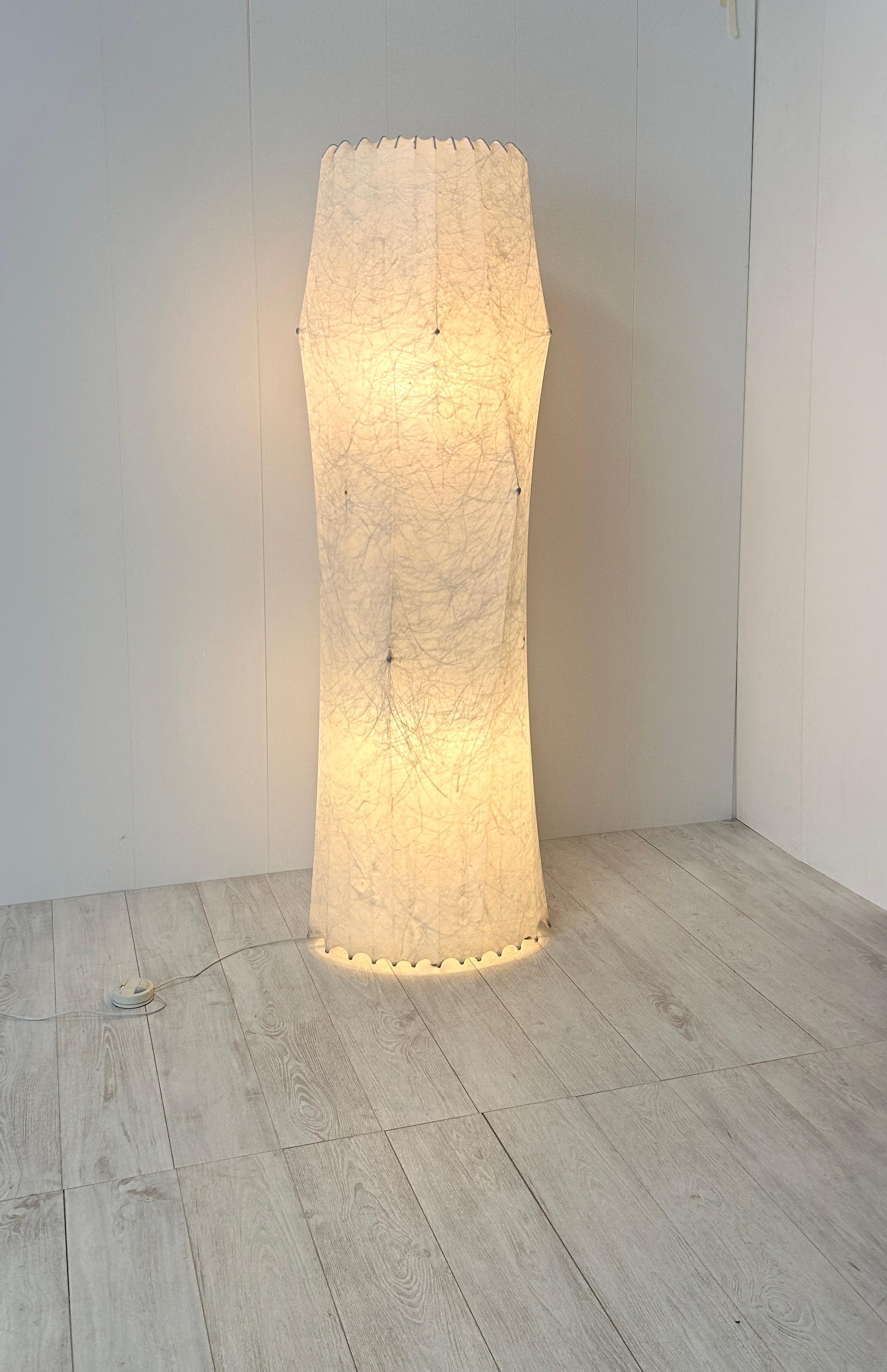 Lampada da terra mod. Fantasma XL, Tobia Scarpa, Flos 7