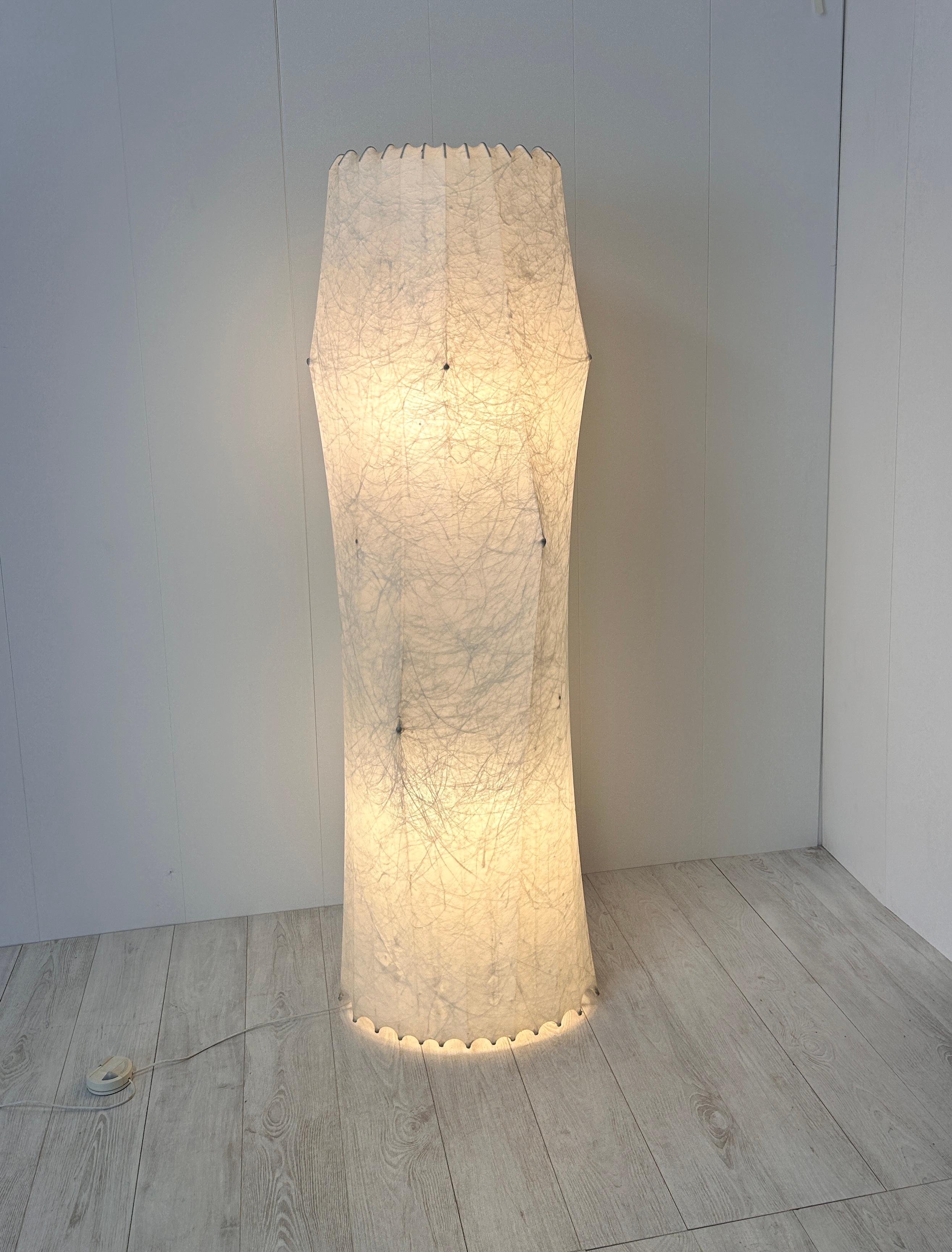 Steel Lampada da terra mod. Fantasma XL, Tobia Scarpa, Flos