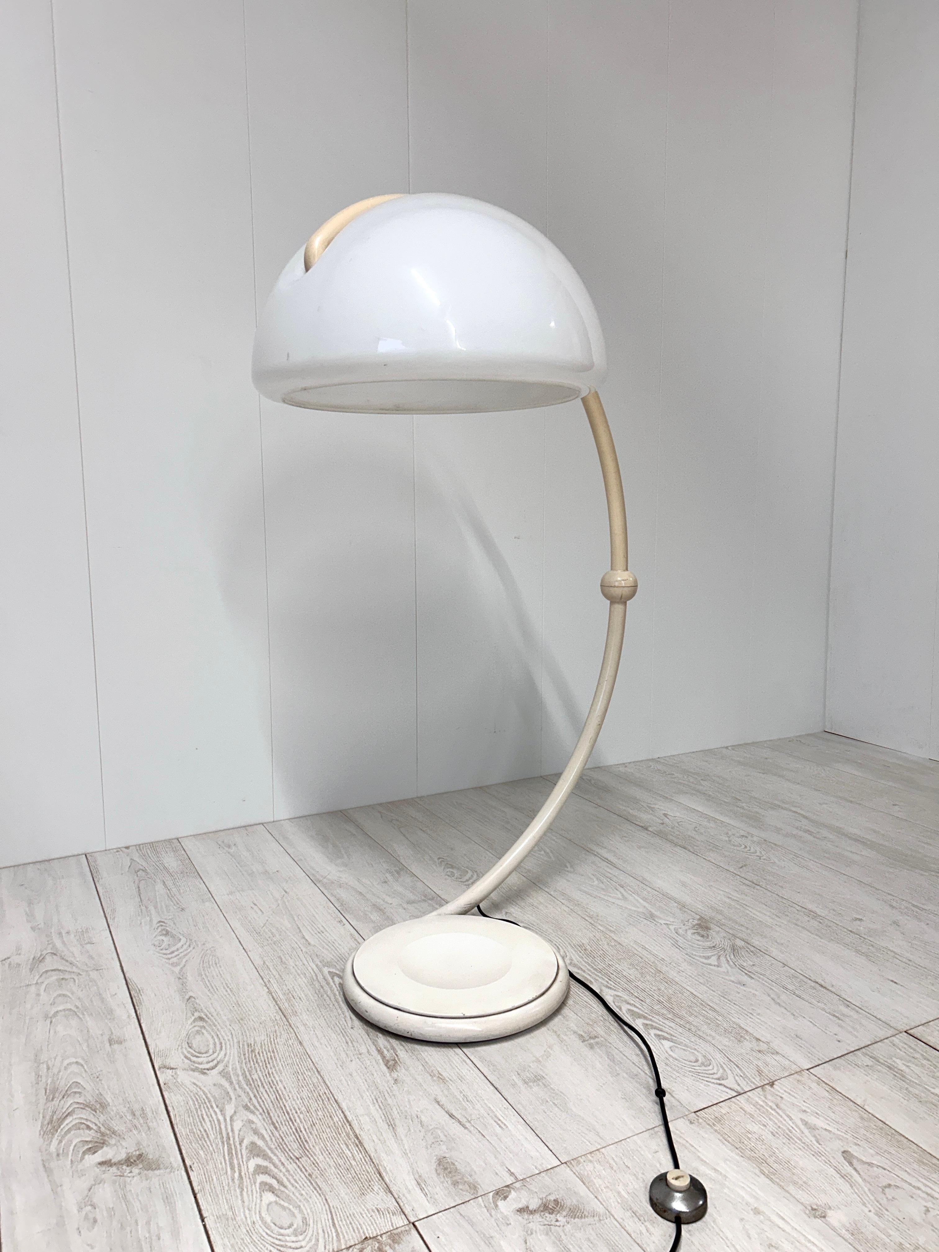 Serpente floor lamp mod. by Elio Martinelli for Martinelli Luce, 1960s For Sale 8