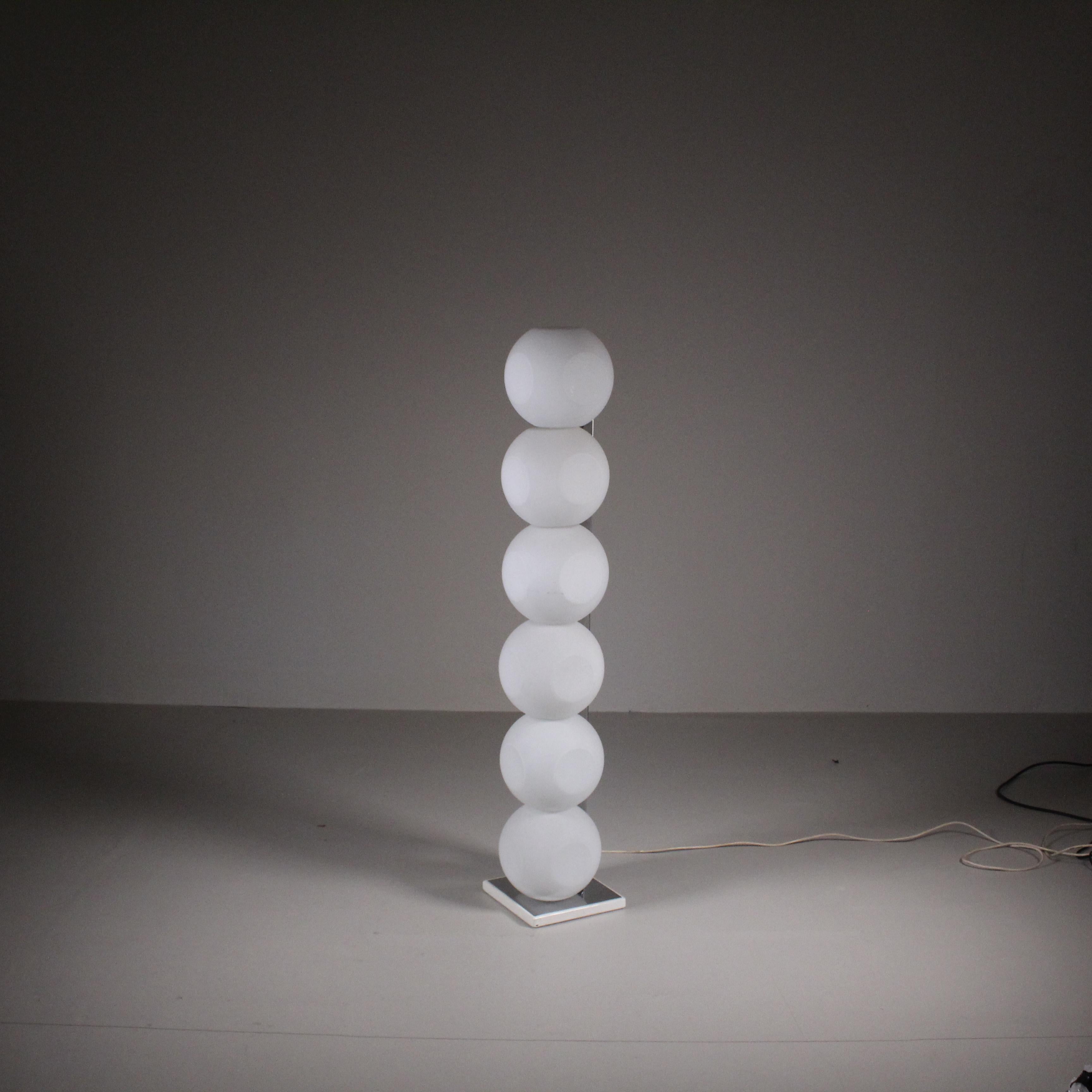Floor lamp, mod.440, Lights In Good Condition For Sale In Milano, Lombardia