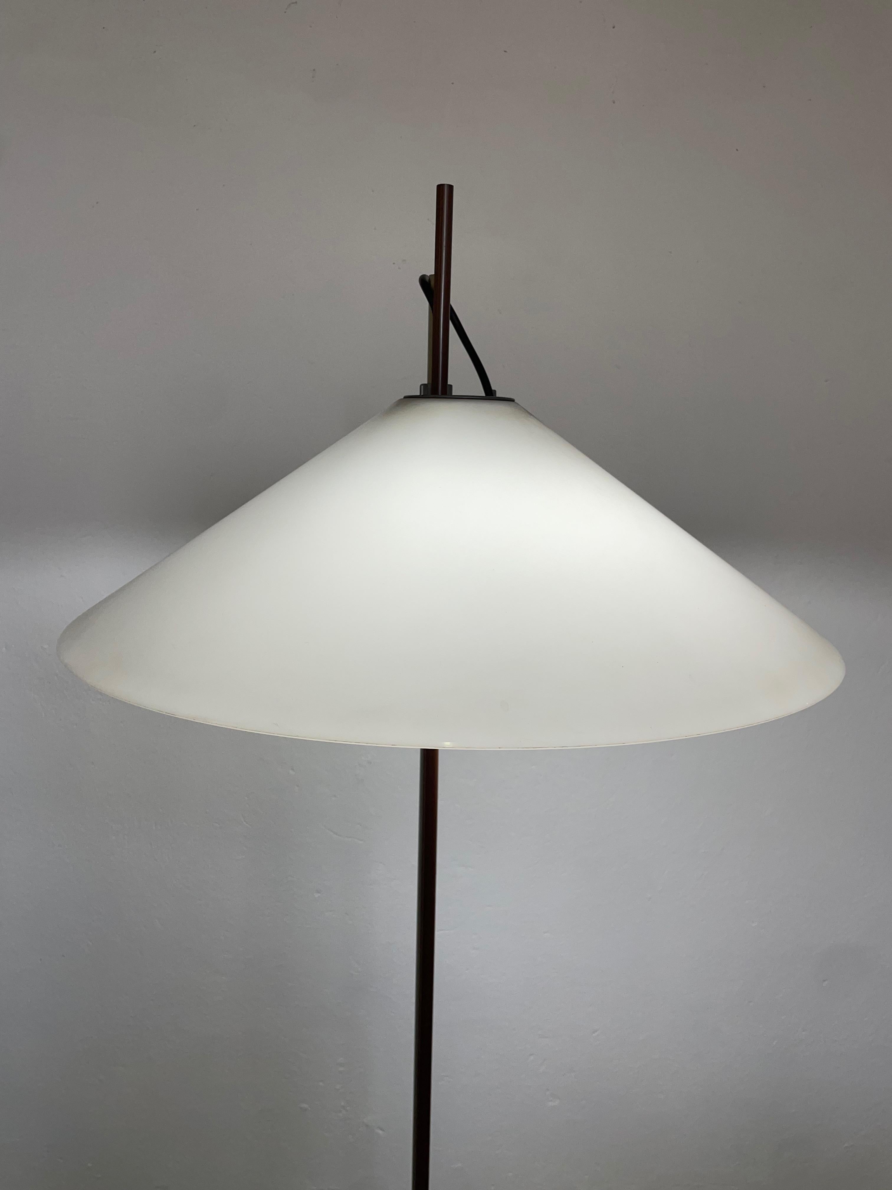 Lampada da terra modello Aggregato, designer Enzo Mari, produzione Artemide im Angebot 4