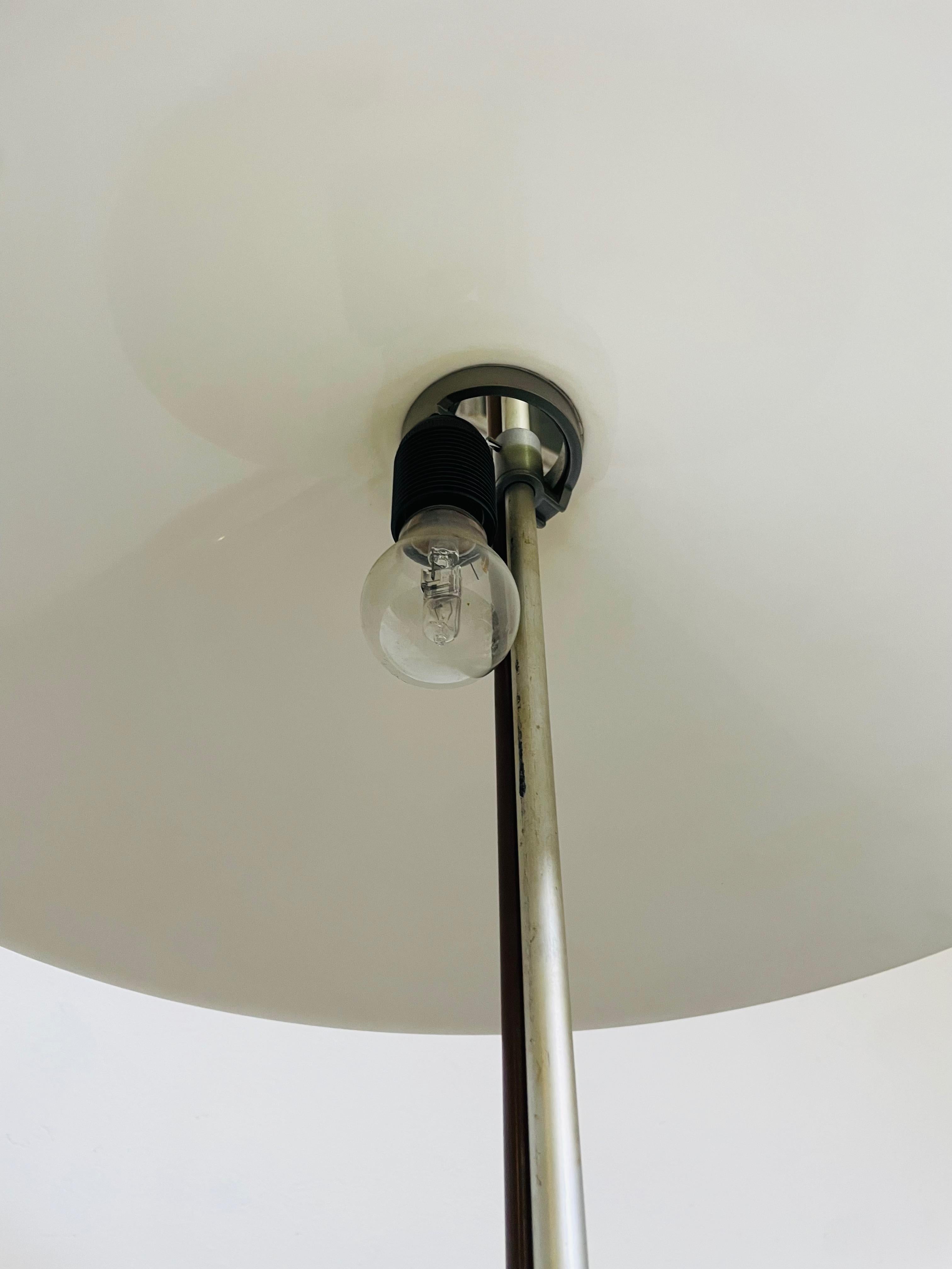 Lampada da terra modello Aggregato, designer Enzo Mari, produzione Artemide (Late 20th Century) im Angebot