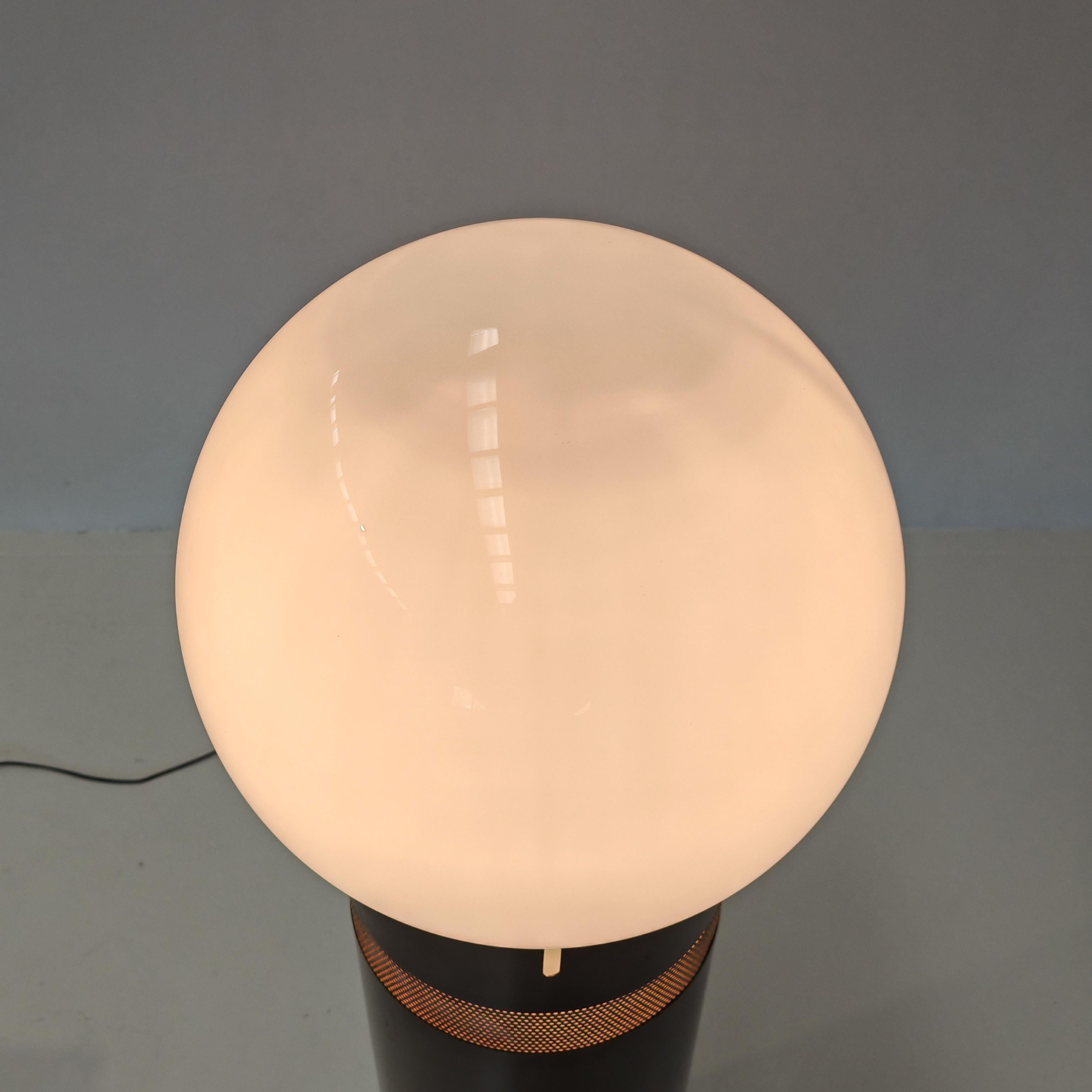 Lampadaire modèle Oracolo Gae Aulenti pour Artemide 1970 en vente 5