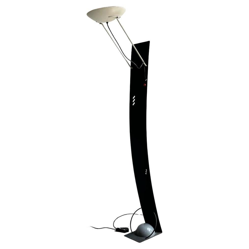 Lampada da terra modello "Robot" progettata da Piero Papari, Italia, 1985 For Sale