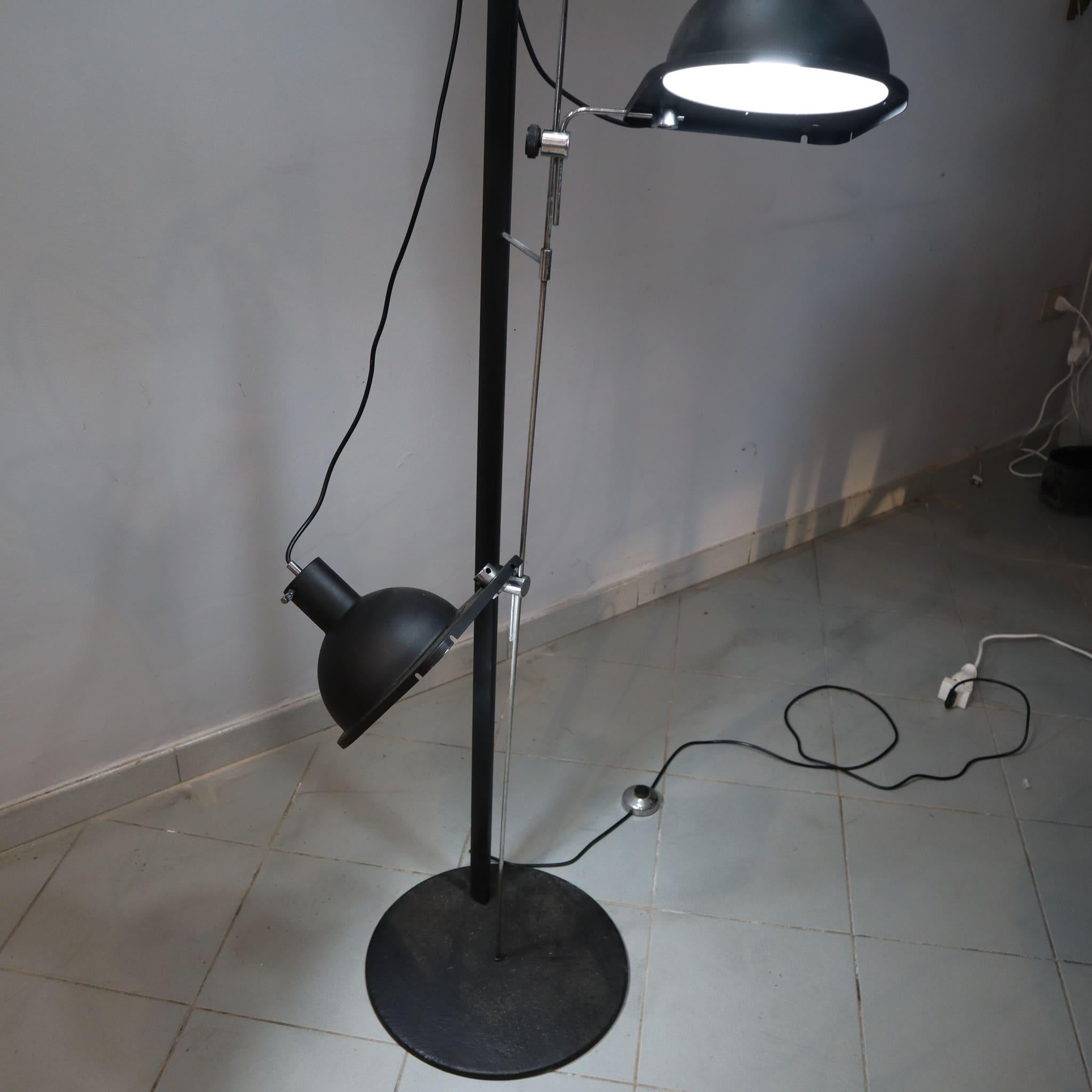 Frosted Satin black floor lamp model 475 by Luci Design Grignani, Italy, 1970s For Sale
