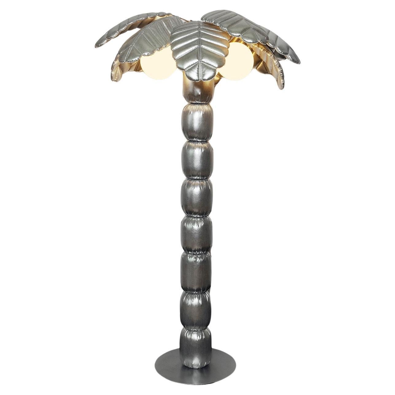 Lampada da terra Palm Beach High argento disegnata da Pet Therapy, Italia