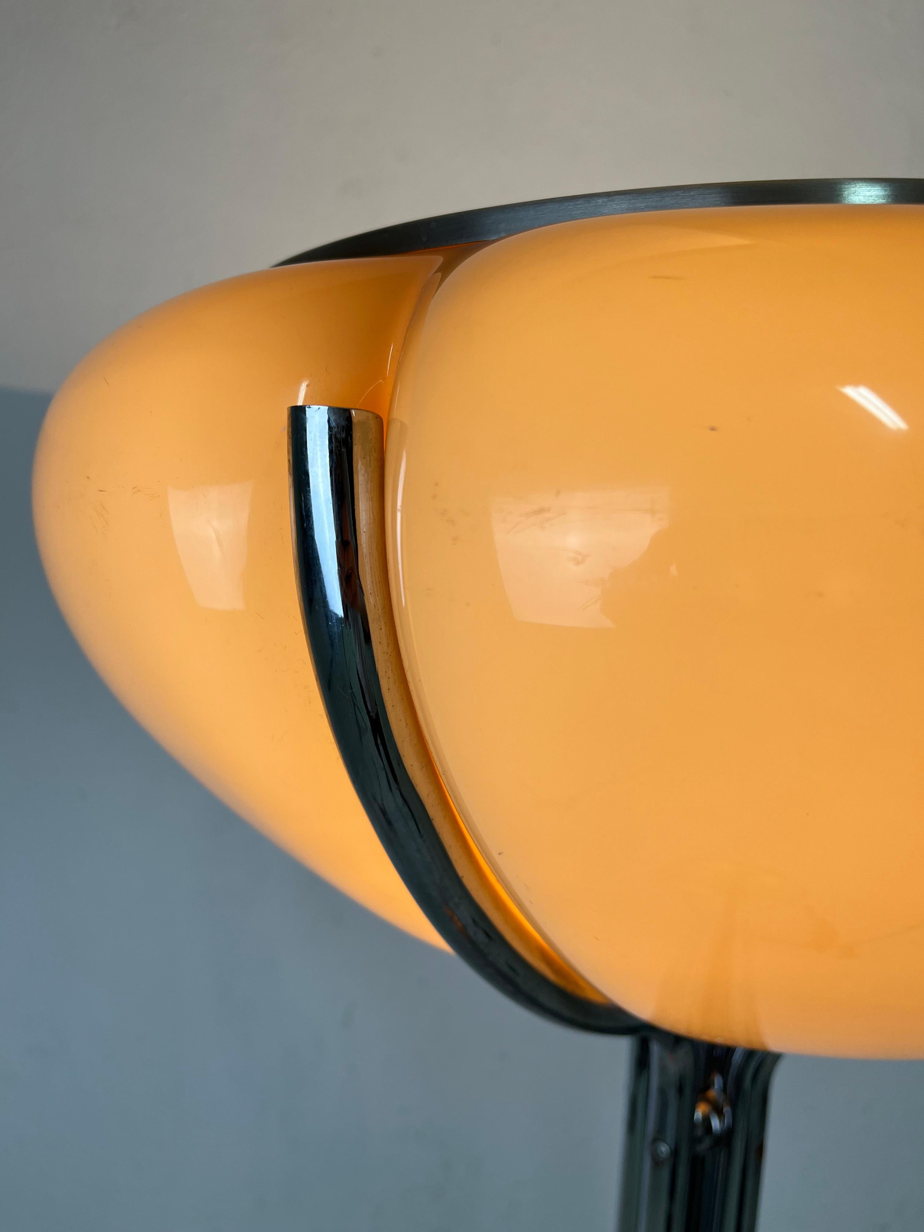 Quadrifoglio Gae Aulenti Harvey Guzzini 1970 lampadaire 9