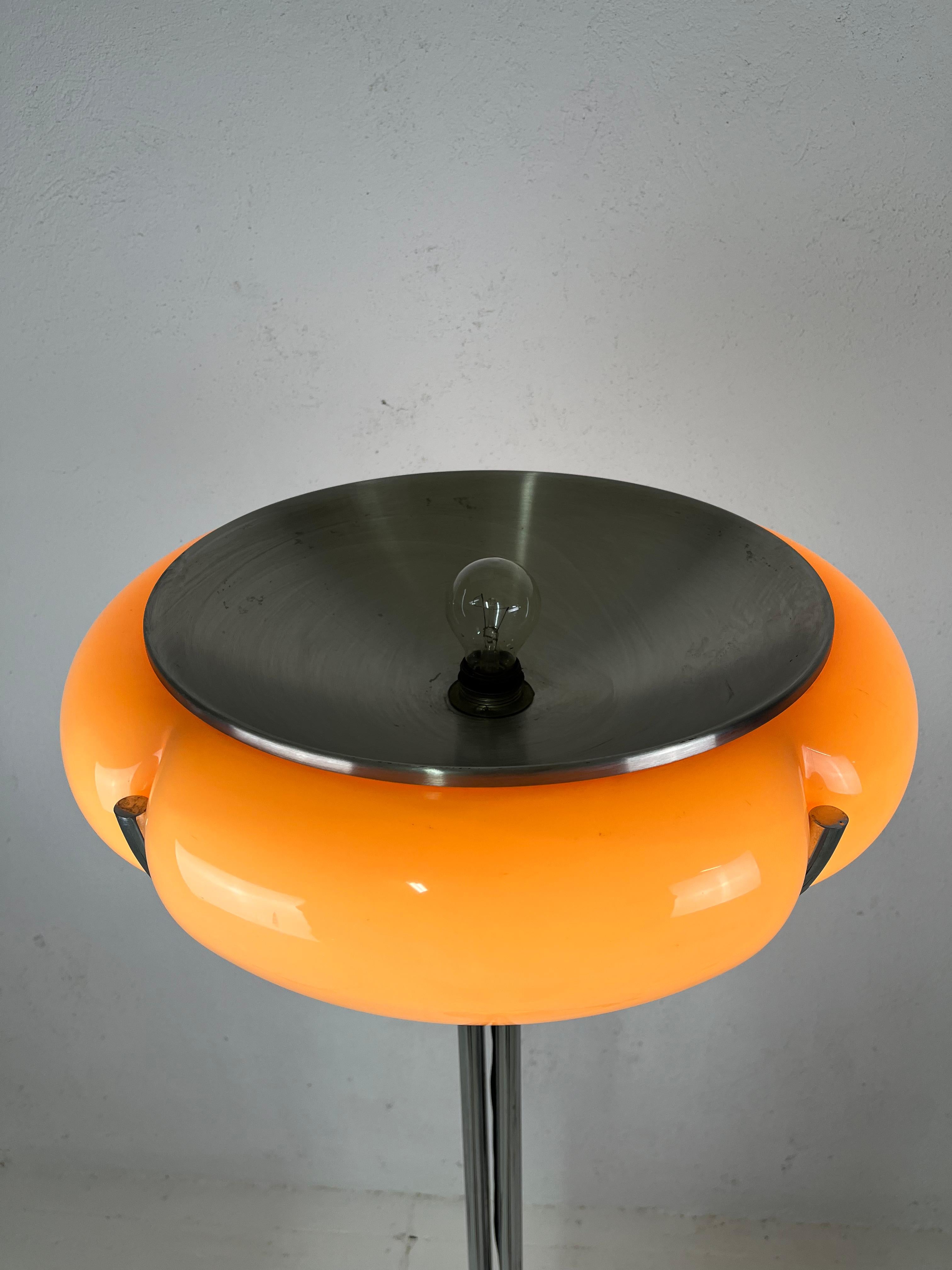 Quadrifoglio Gae Aulenti Harvey Guzzini 1970 lampadaire 13