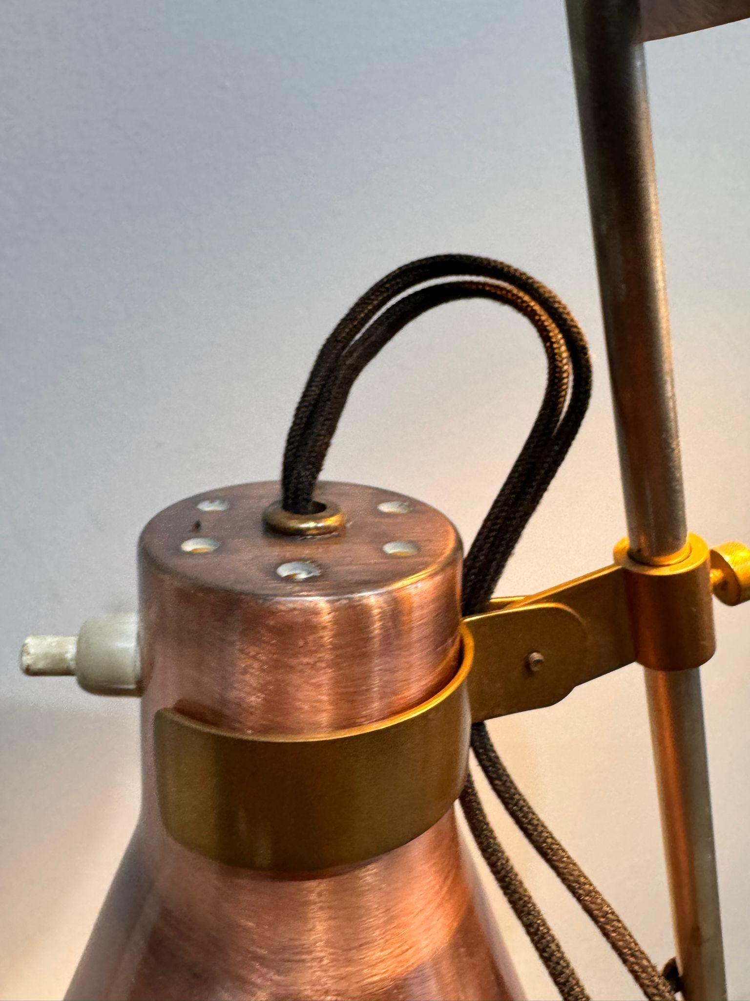 Floor lamp 