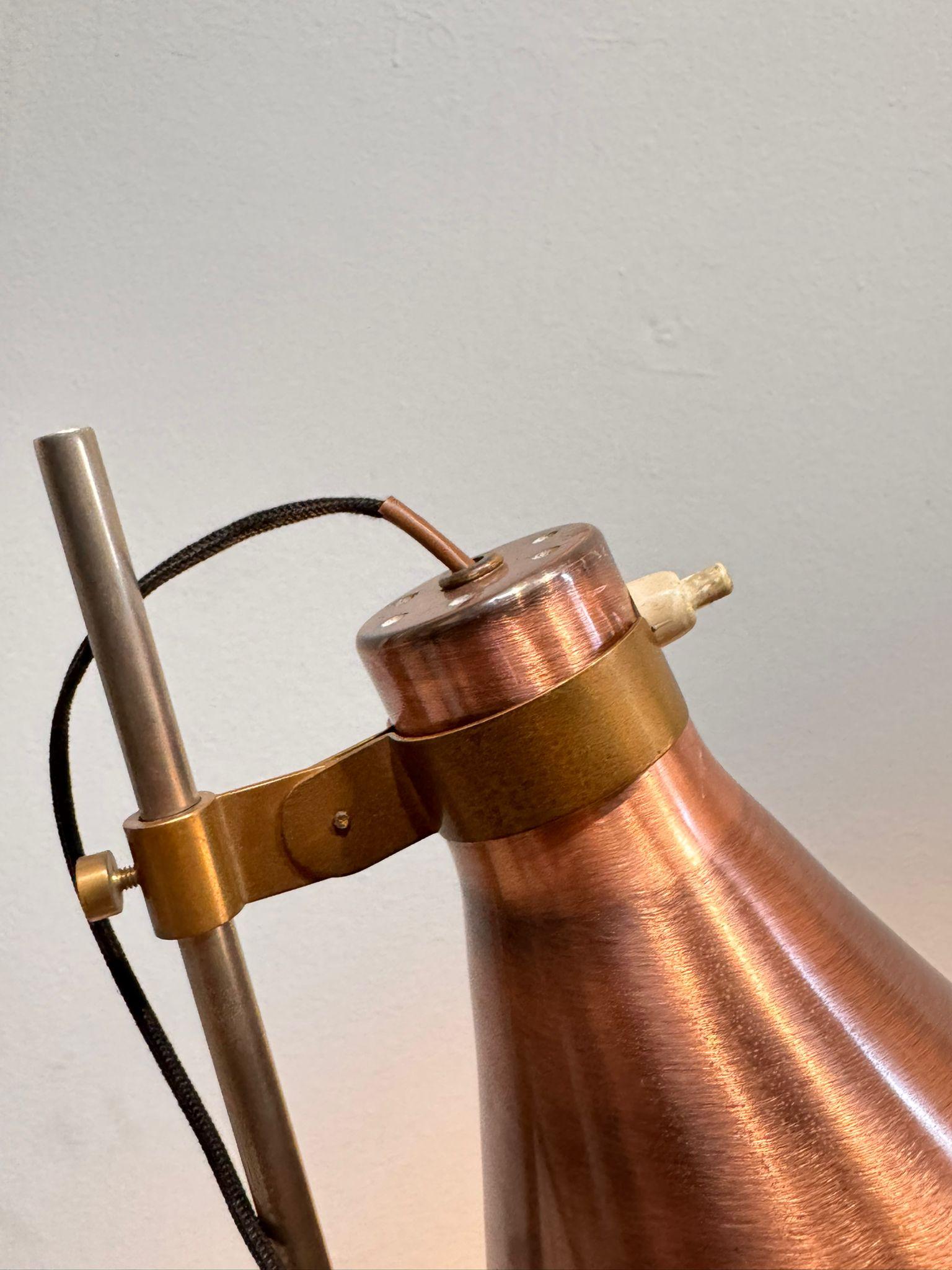 Floor lamp 