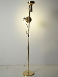 Lampada da terra scandinava in ottone con due punti luce regolabili