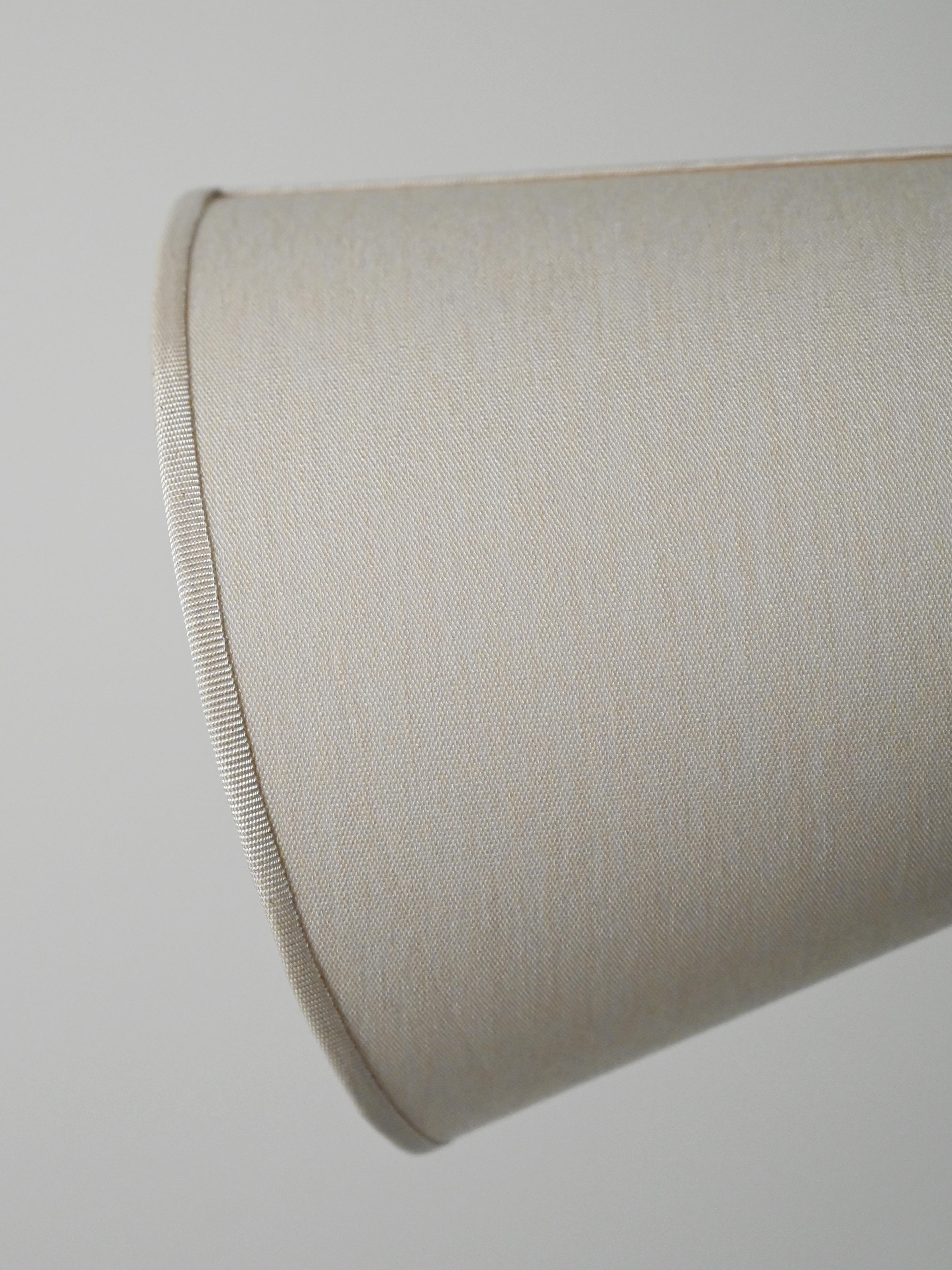 Lampada da terra scandinava Mid Century in rovere e metallo in vendita 3