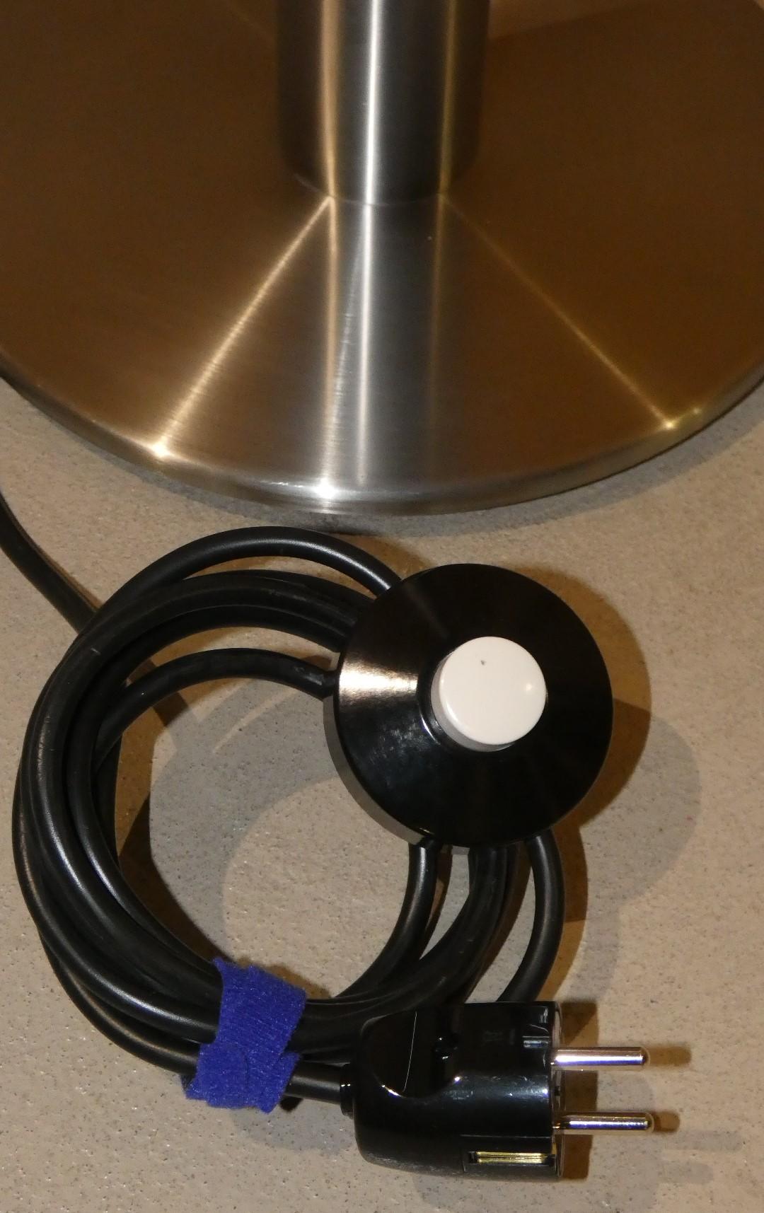 Lampada da terra Teda in acciaio e pirex, Ferdi Giardini per Oluce in vendita 7