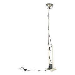 Lampada da terra Toio italiana moderna, metallo, di Castiglioni per Flos, 1970s