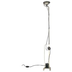 Lampada da terra Toio italiana moderna, metallo, di Castiglioni per Flos, 1970s