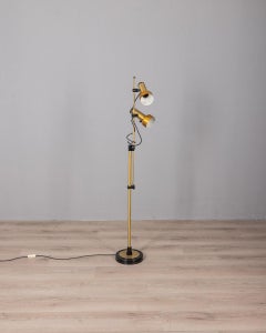 Lampadaire vintage des années 1970 en laiton doré à deux lumières design italien