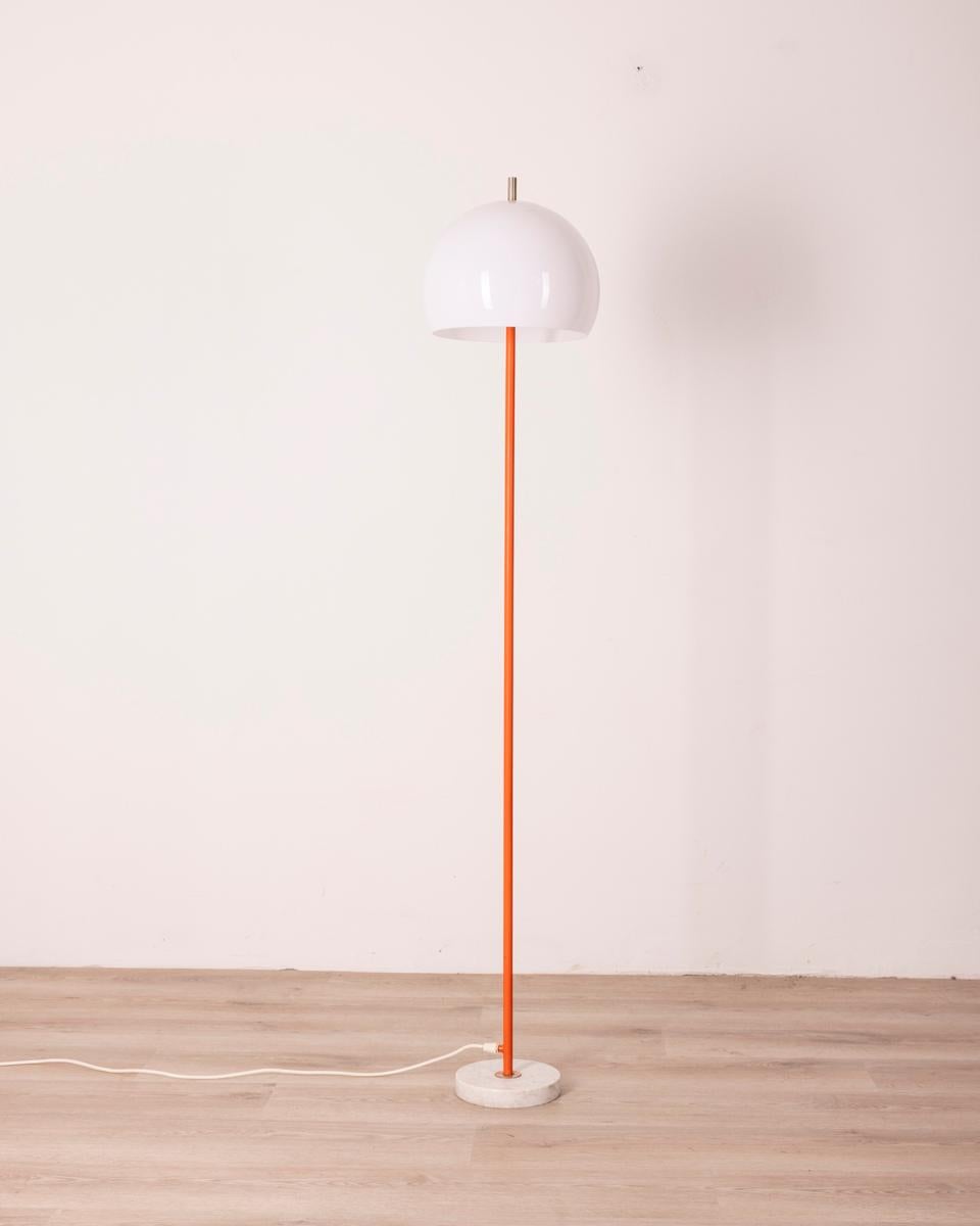 Floor lamp with white marble base, orange metal body and plastic shade, 1970s.

CONDITION: In good, working condition, may show signs of wear given by time.

DIMENSIONS: Height 155 cm; Diameter 29 cm

MATERIALS: Marble, Metal and Plastic

YEAR OF