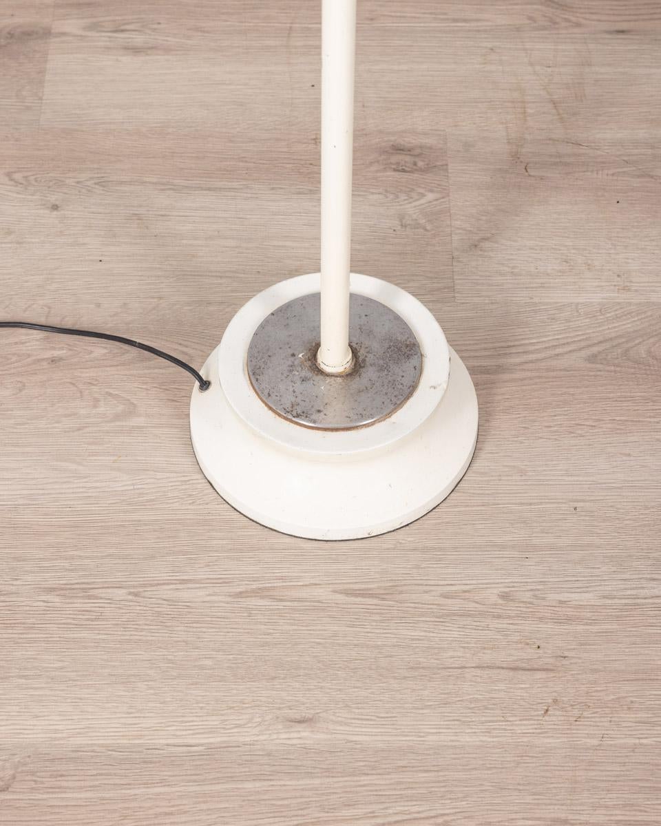 Mid-Century Modern Vintage 70's floor lamp chrome metal and white Italian design For Sale