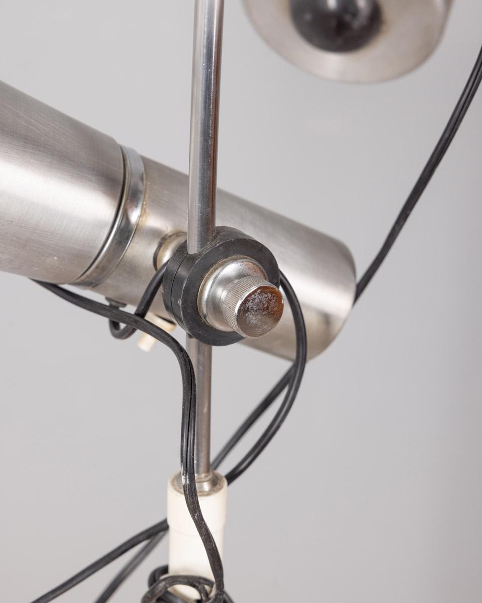 Vintage 70's floor lamp chrome metal and white Italian design For Sale 1
