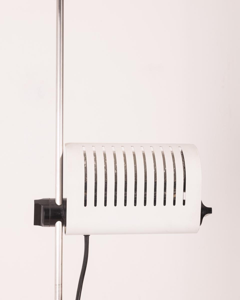 Metal Lampada da terra vintage anni 70 mod. 626 design Joe Colombo per Oluce