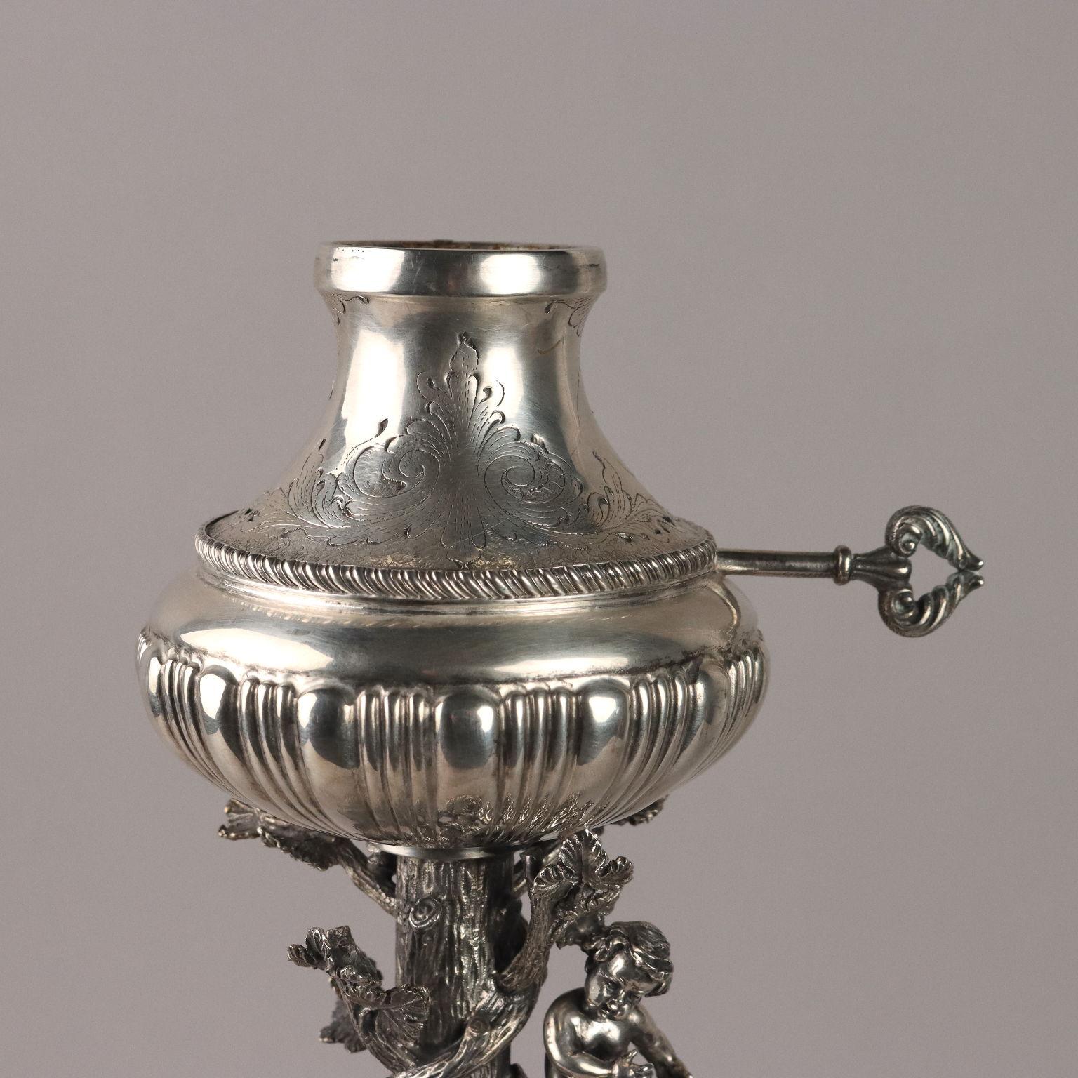 Italian Lampada in Argento Manifattura Danilo Rossi Milano Seconda Metà '900 in vendita