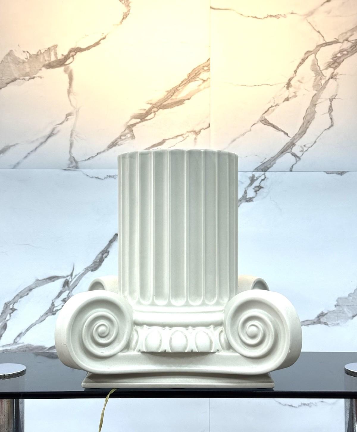 Greek Revival Lampada In Ceramica Capitello Greco Anni 80 Lampada Design For Sale